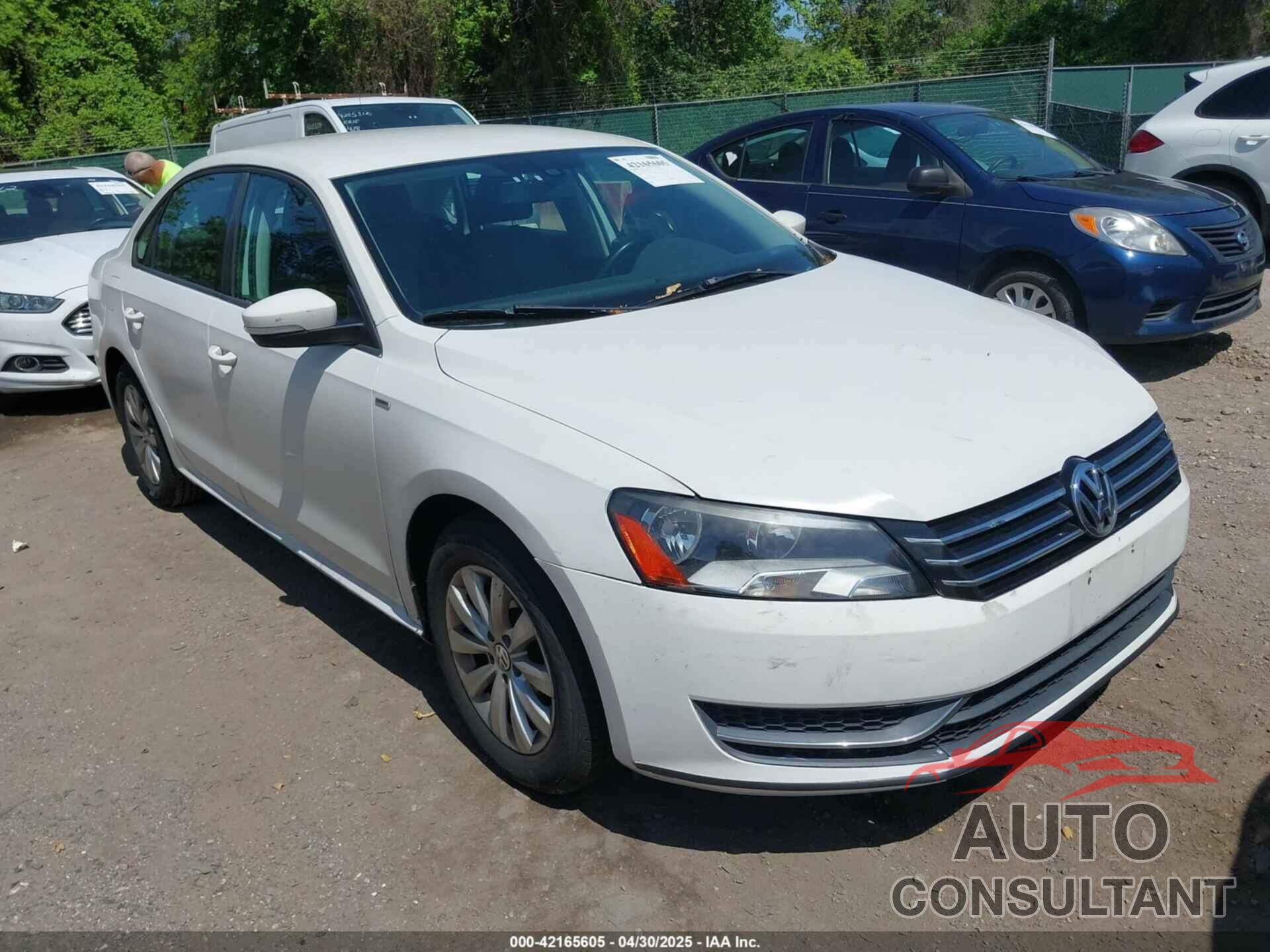 VOLKSWAGEN PASSAT 2014 - 1VWAT7A35EC097227