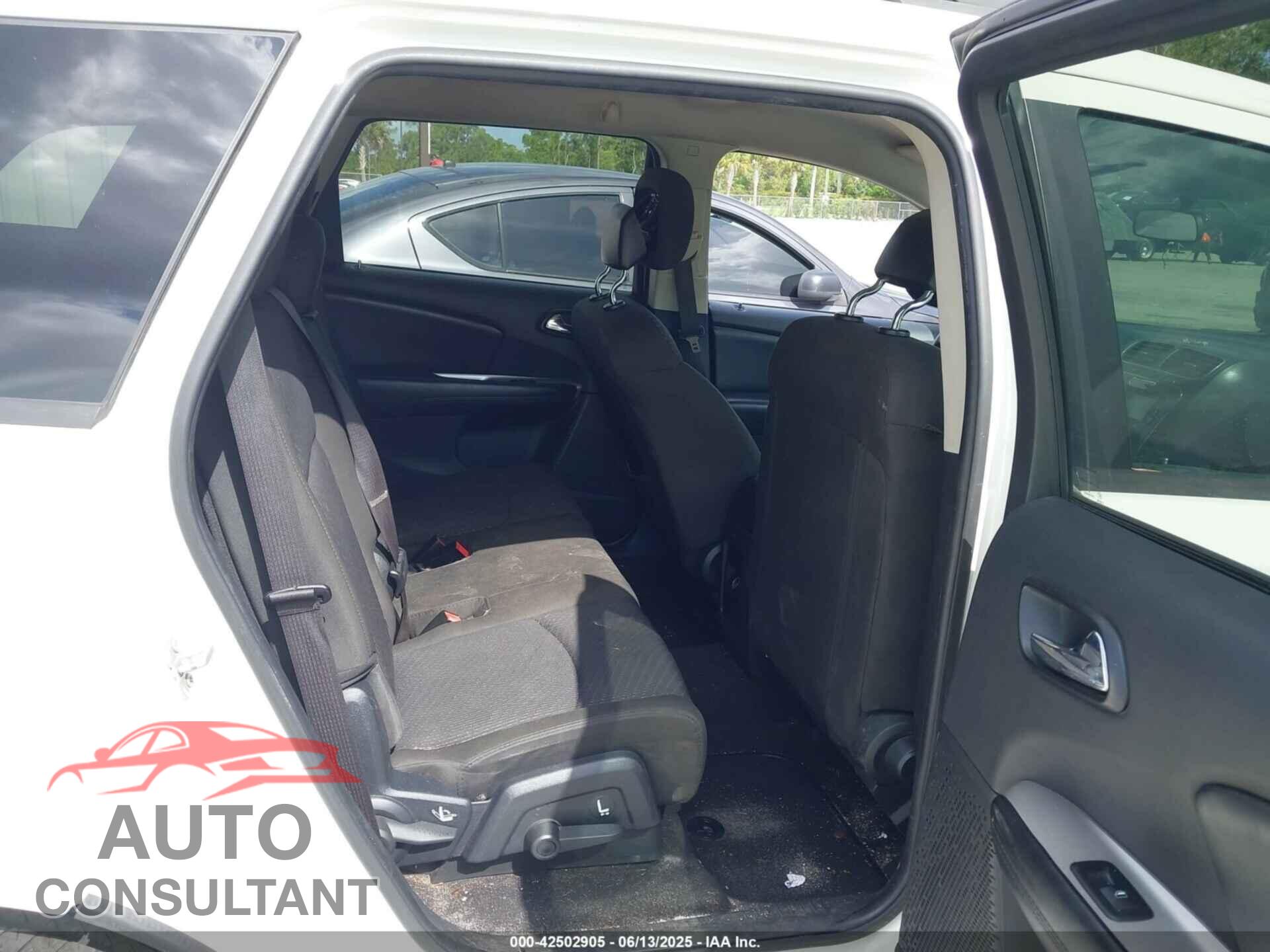 DODGE JOURNEY 2017 - 3C4PDCAB8HT524001