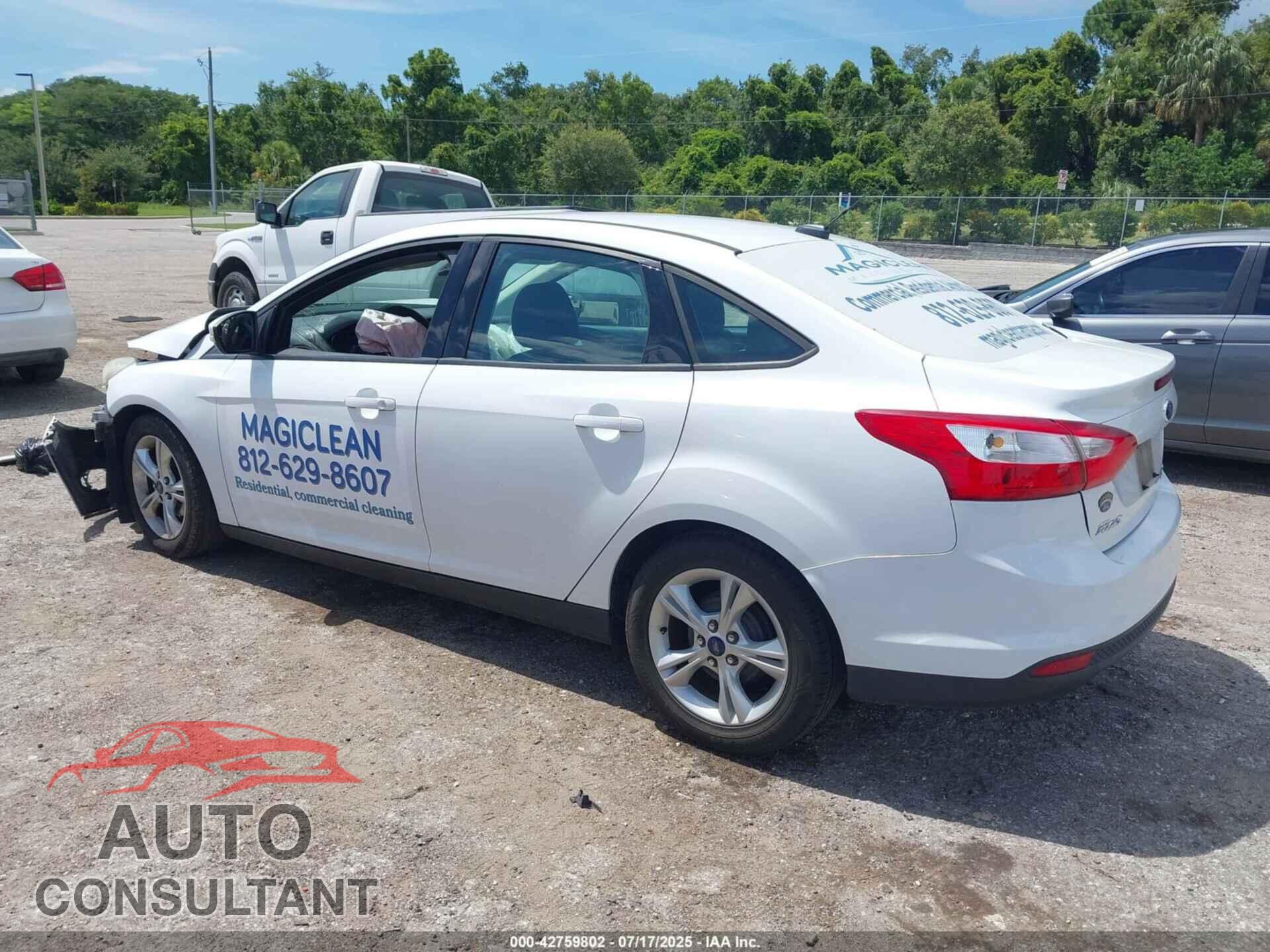 FORD FOCUS 2014 - 1FADP3F25EL458135