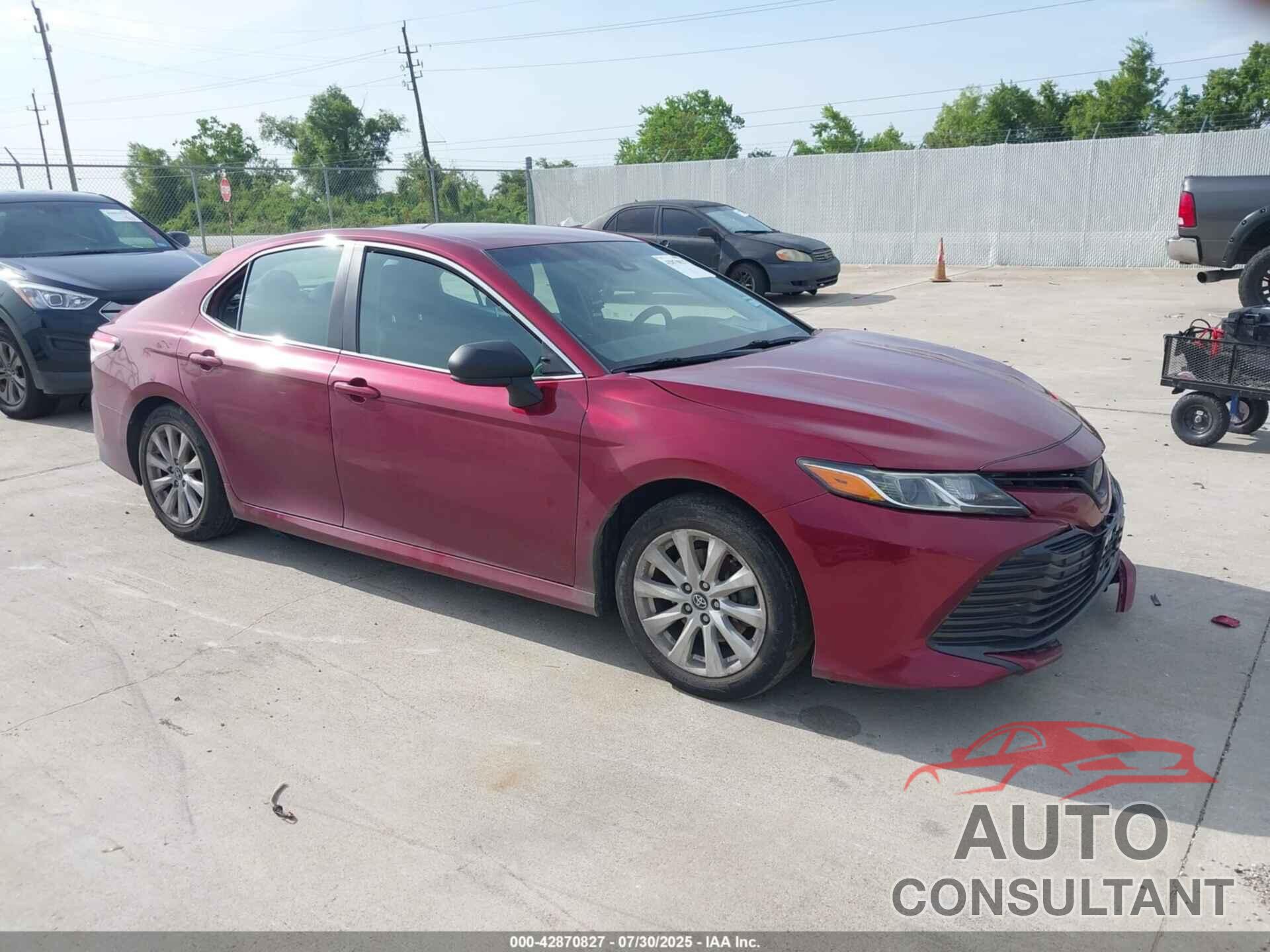 TOYOTA CAMRY 2018 - 4T1B11HK8JU563806