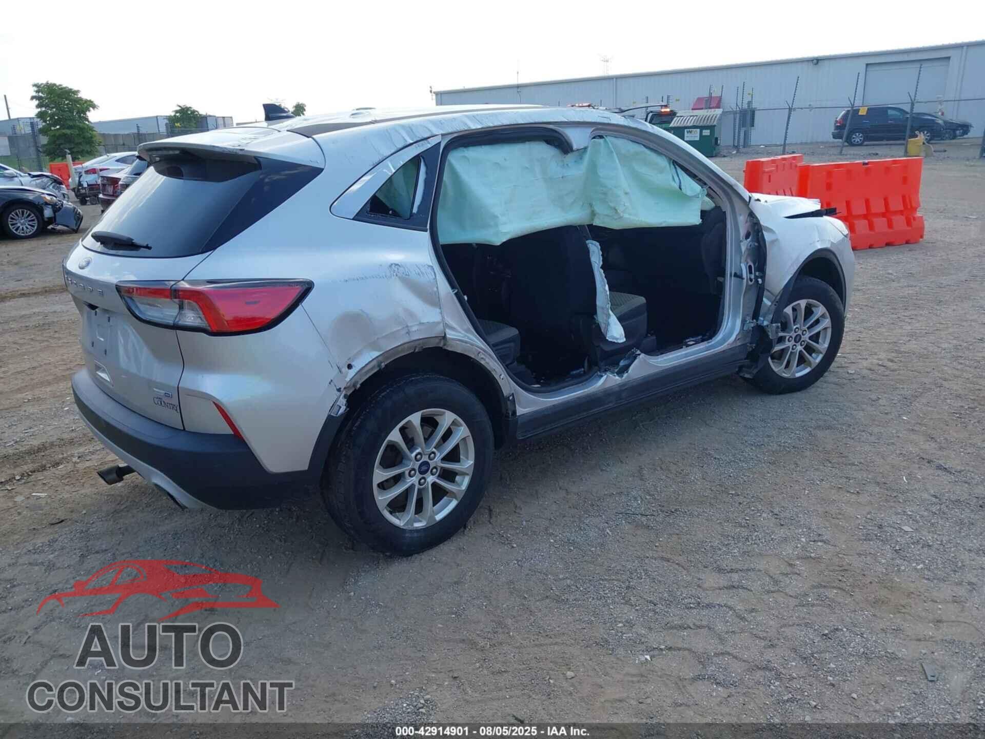 FORD ESCAPE 2020 - 1FMCU9G61LUA08701