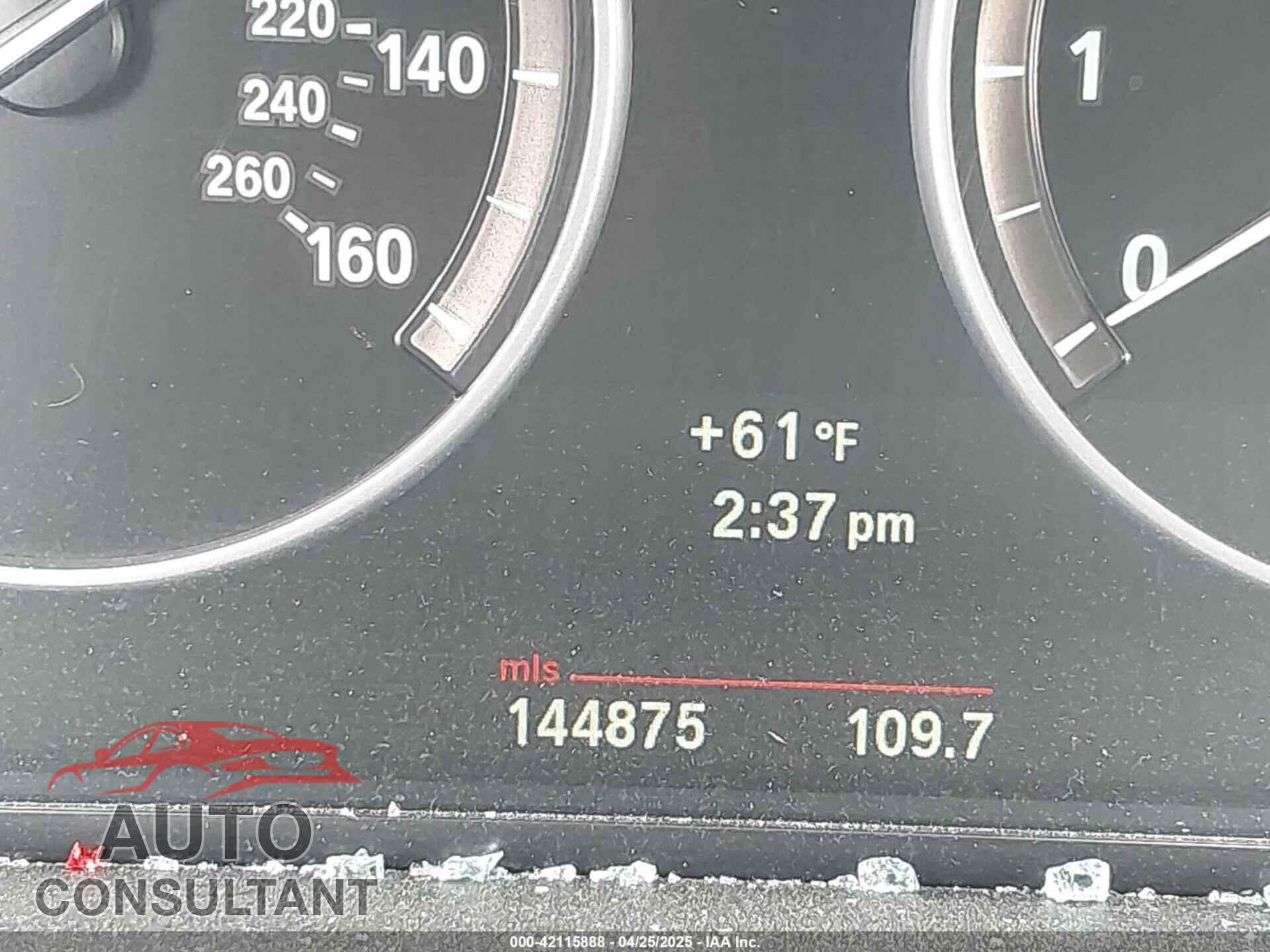 BMW 528I 2012 - WBAXG5C57CDW85672