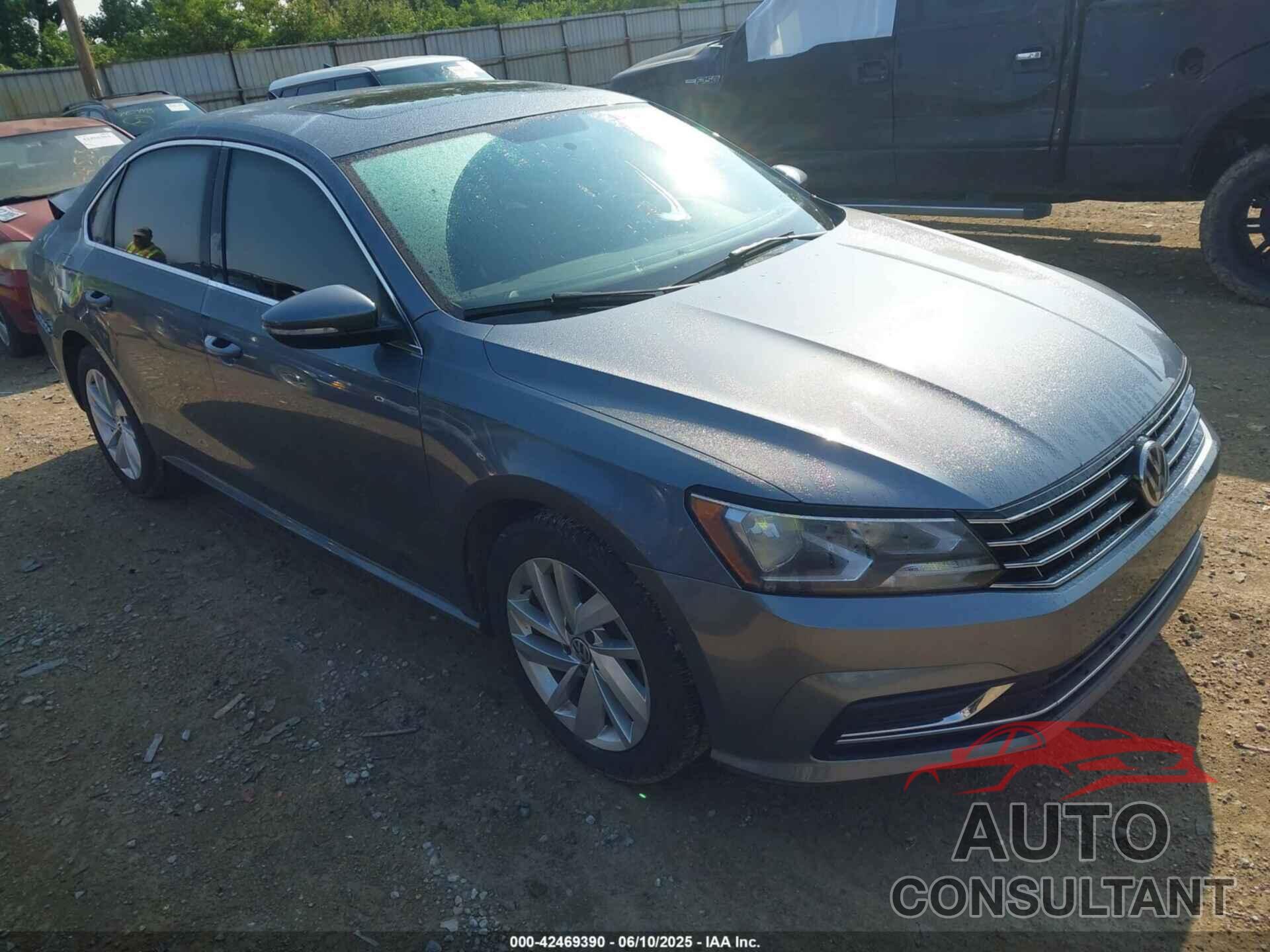 VOLKSWAGEN PASSAT 2018 - 1VWBA7A34JC002712
