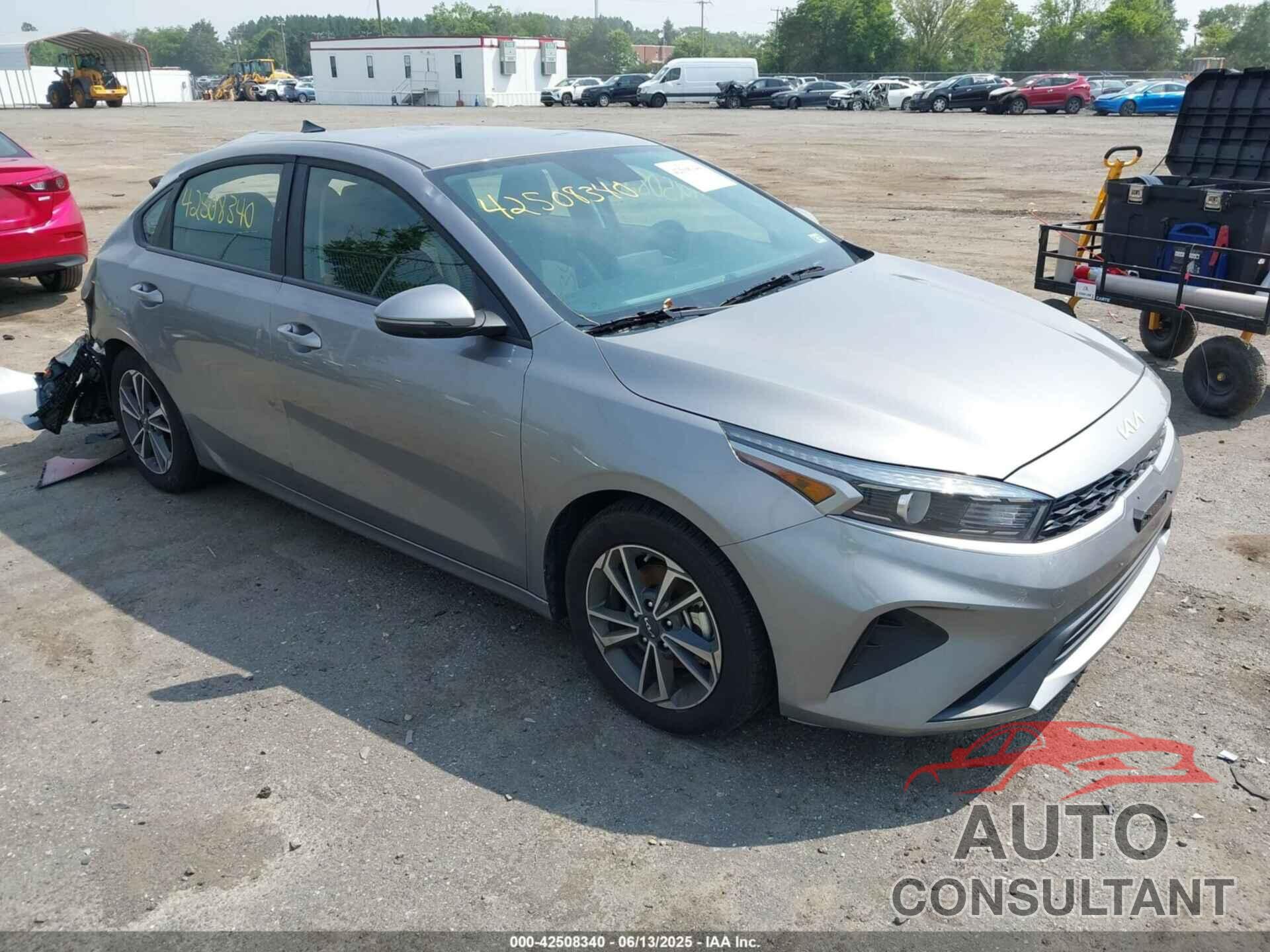 KIA FORTE 2024 - 3KPF24AD2RE817973