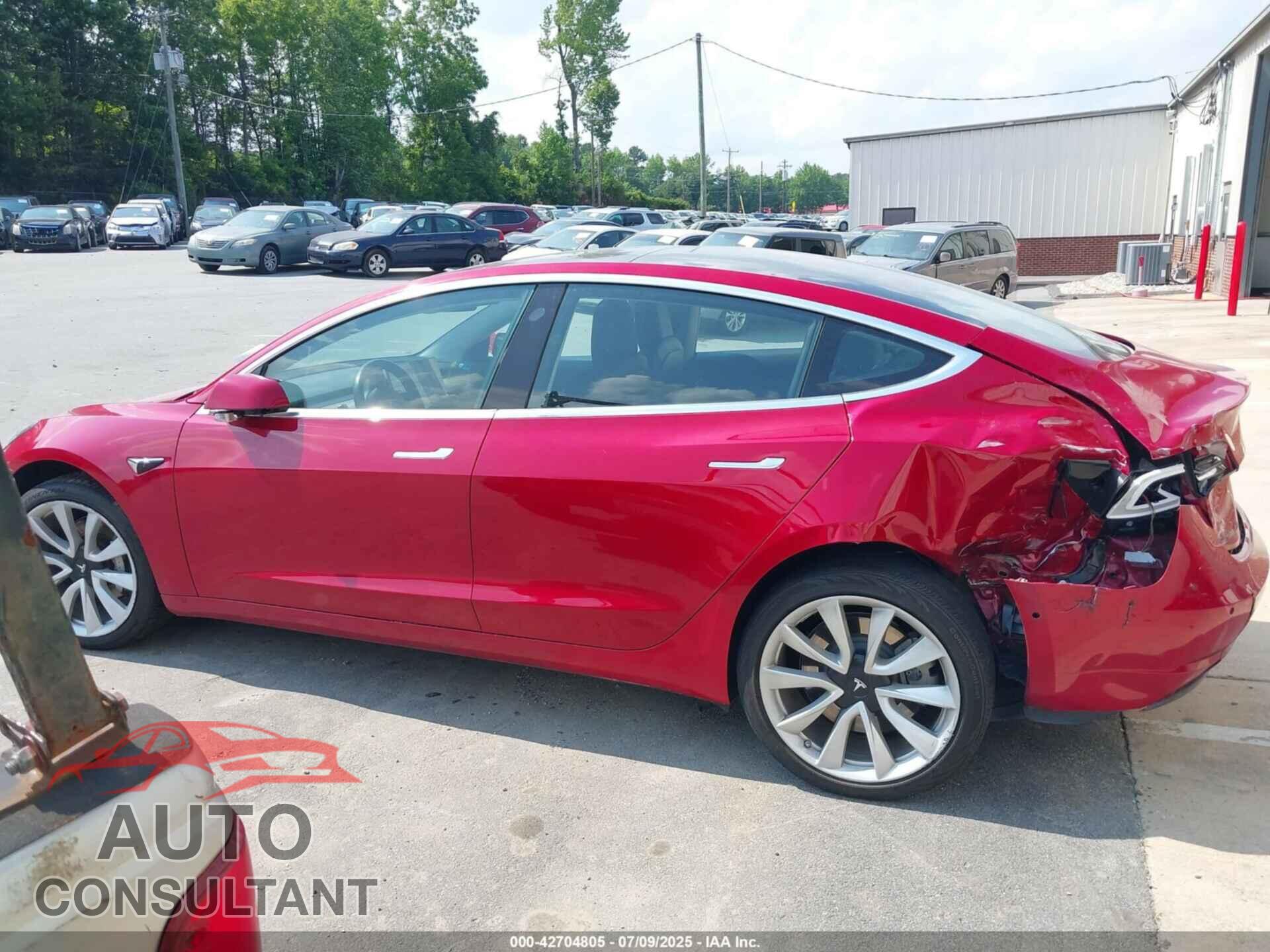 TESLA MODEL 3 2018 - 5YJ3E1EB8JF065809