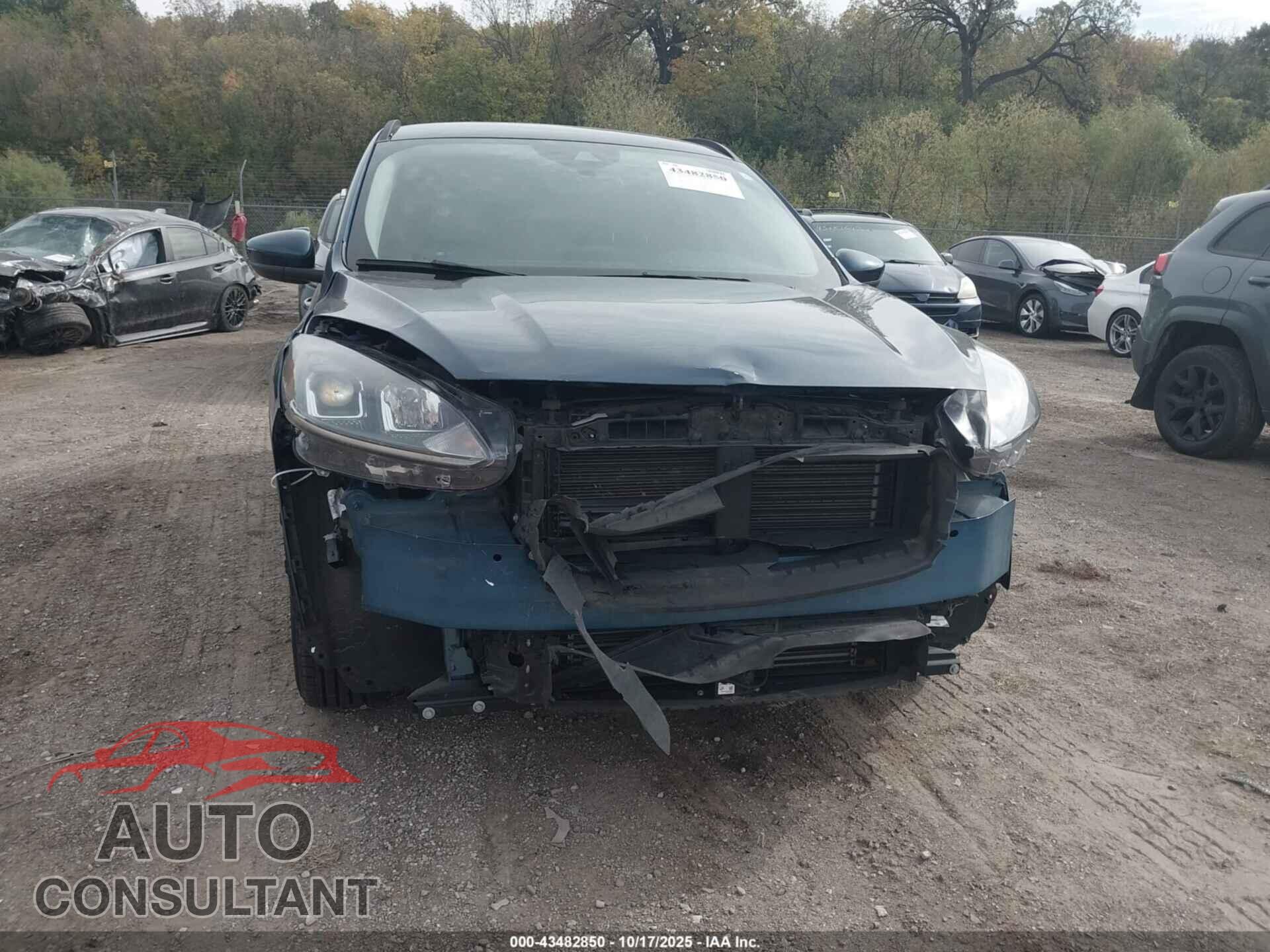 FORD ESCAPE 2020 - 1FMCU0H61LUA96496