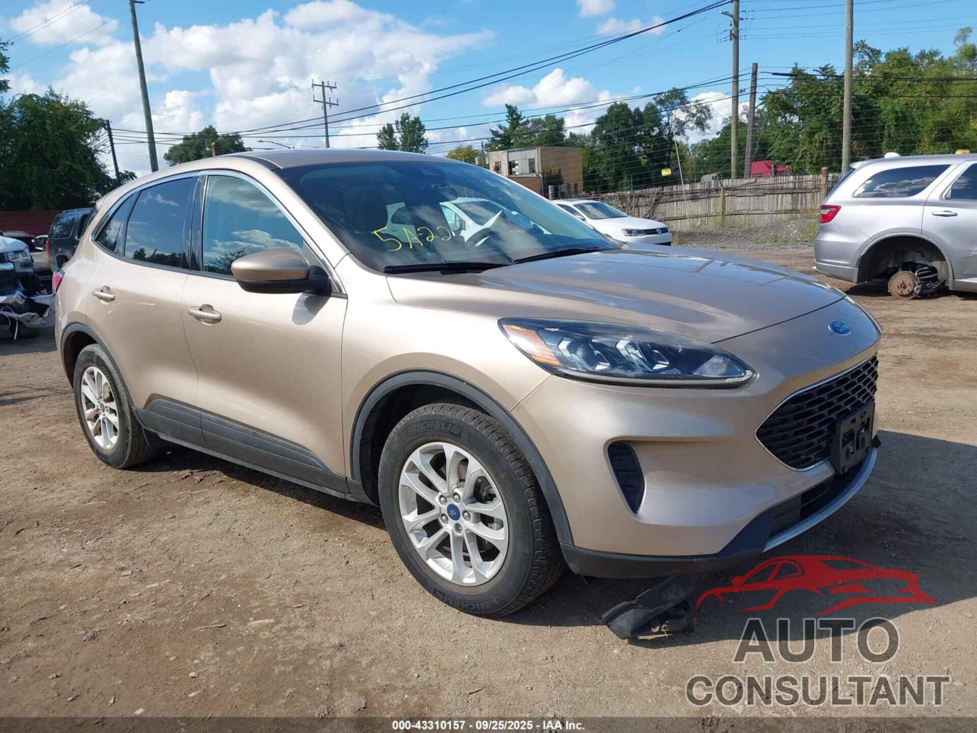 FORD ESCAPE 2020 - 1FMCU0G61LUB29496