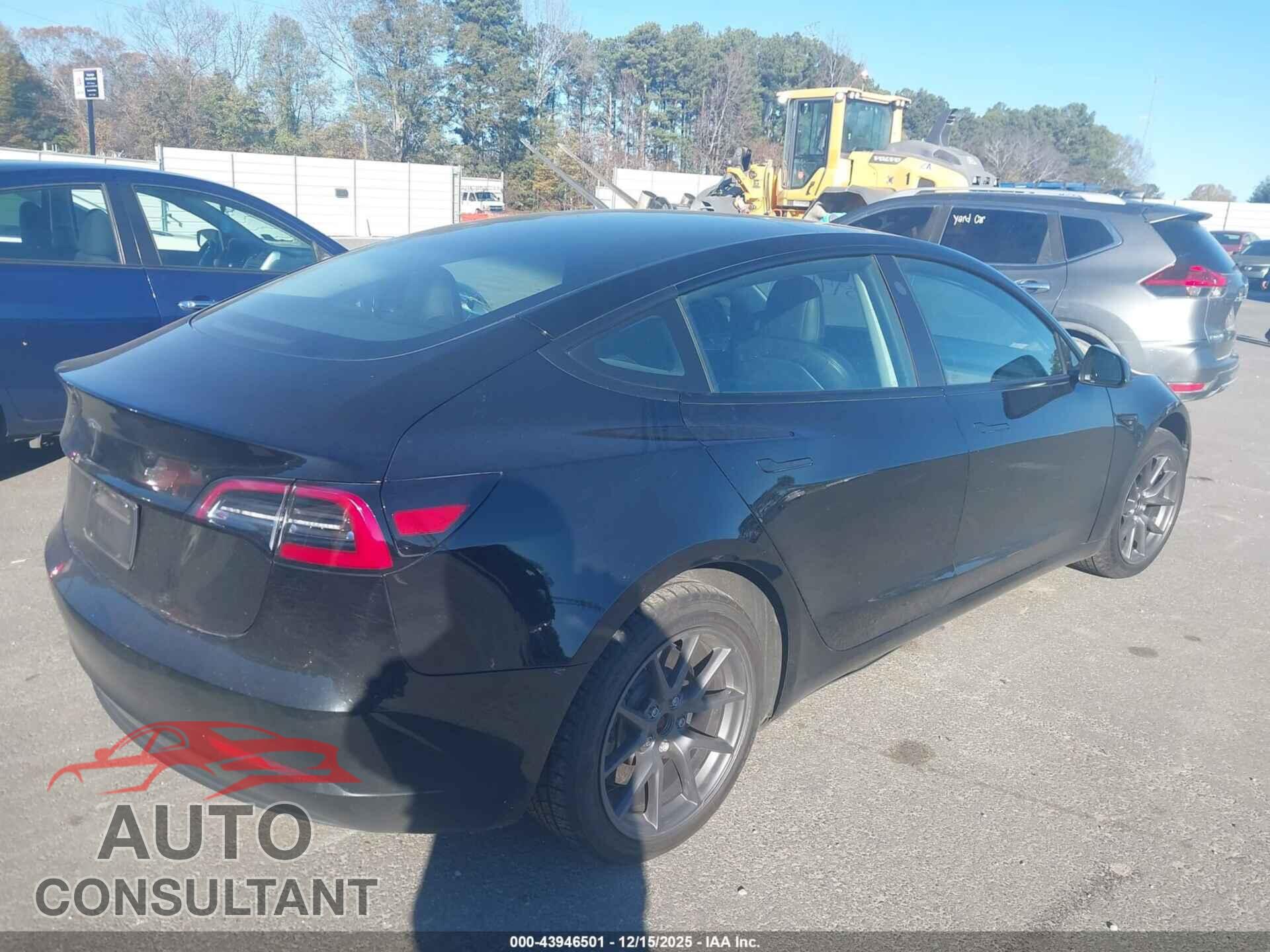TESLA MODEL 3 2023 - 5YJ3E1EA1PF382136