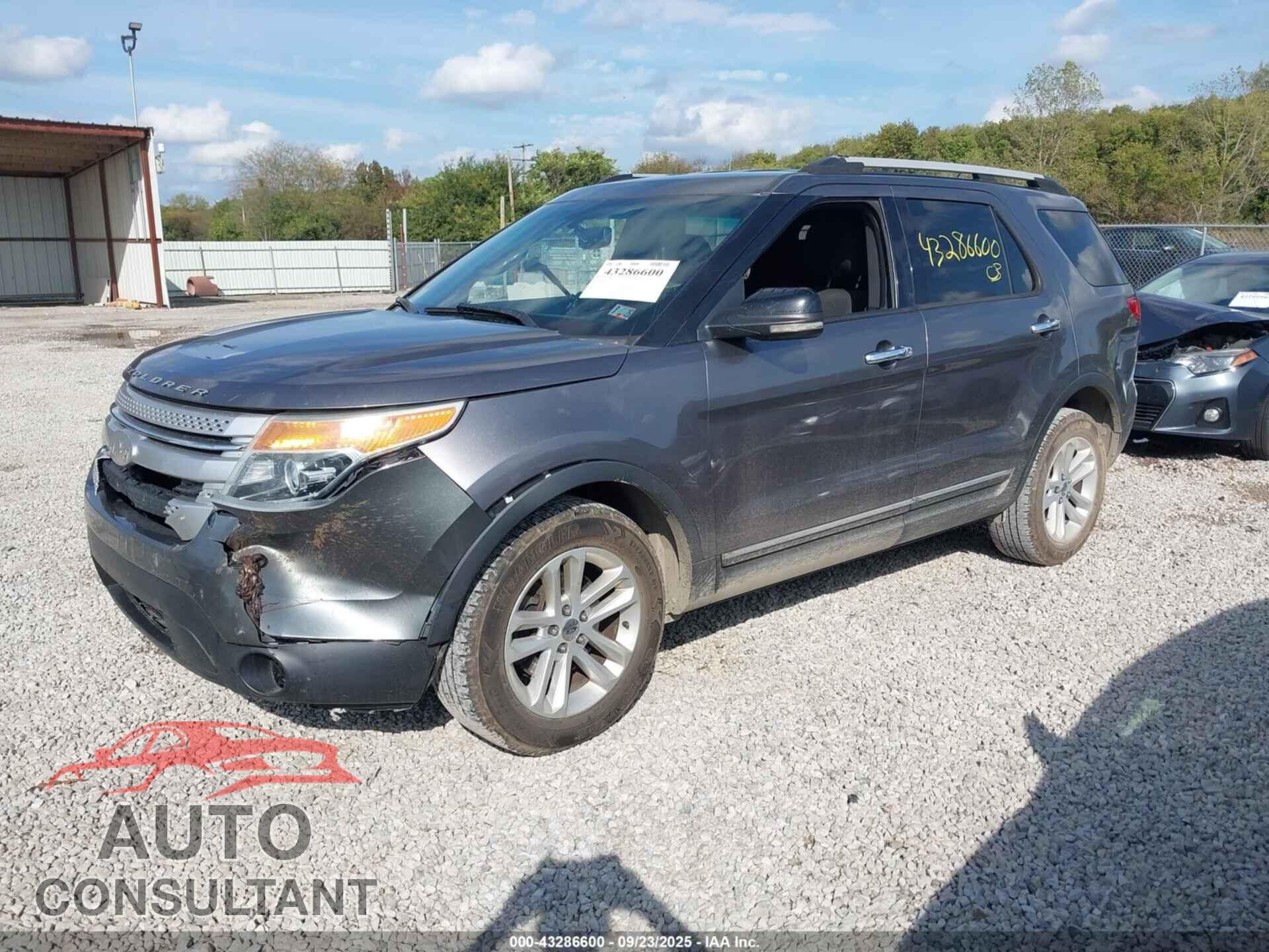 FORD EXPLORER 2011 - 1FMHK8D82BGA57656