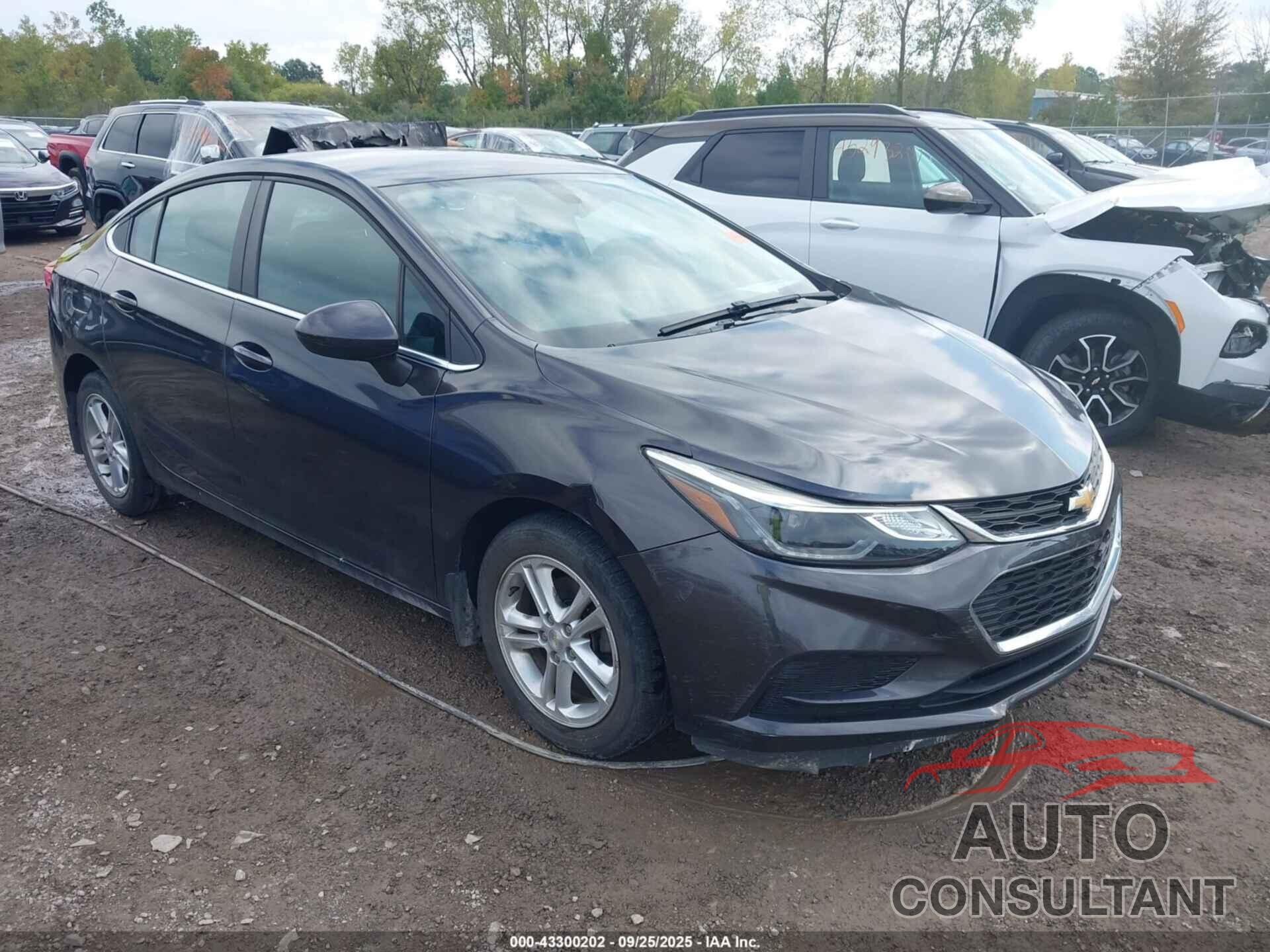 CHEVROLET CRUZE 2017 - 1G1BE5SM0H7261261