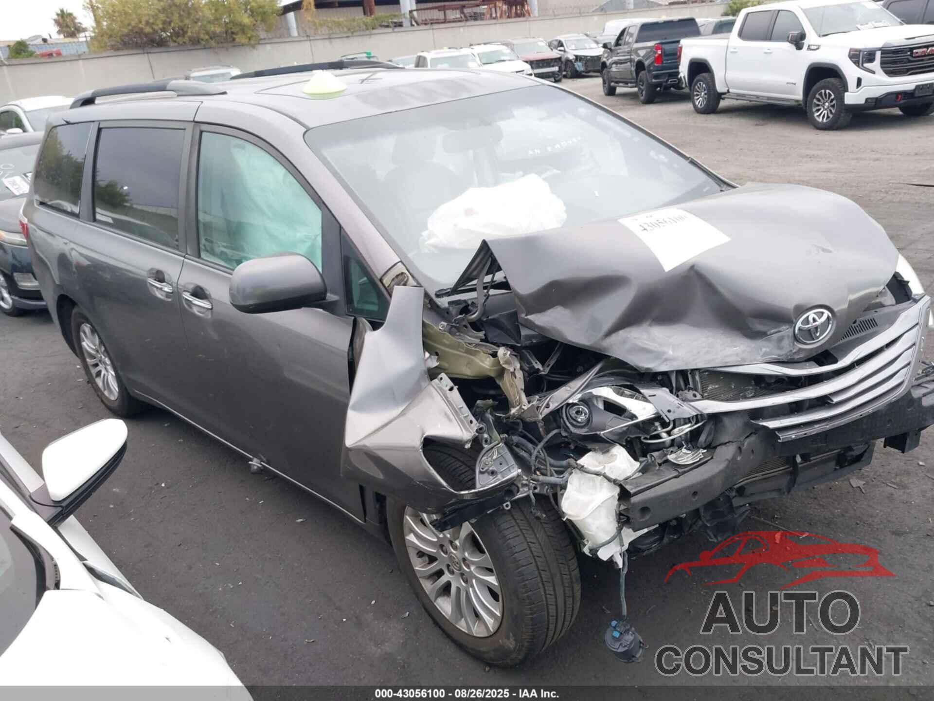 TOYOTA SIENNA 2016 - 5TDYK3DC6GS749637