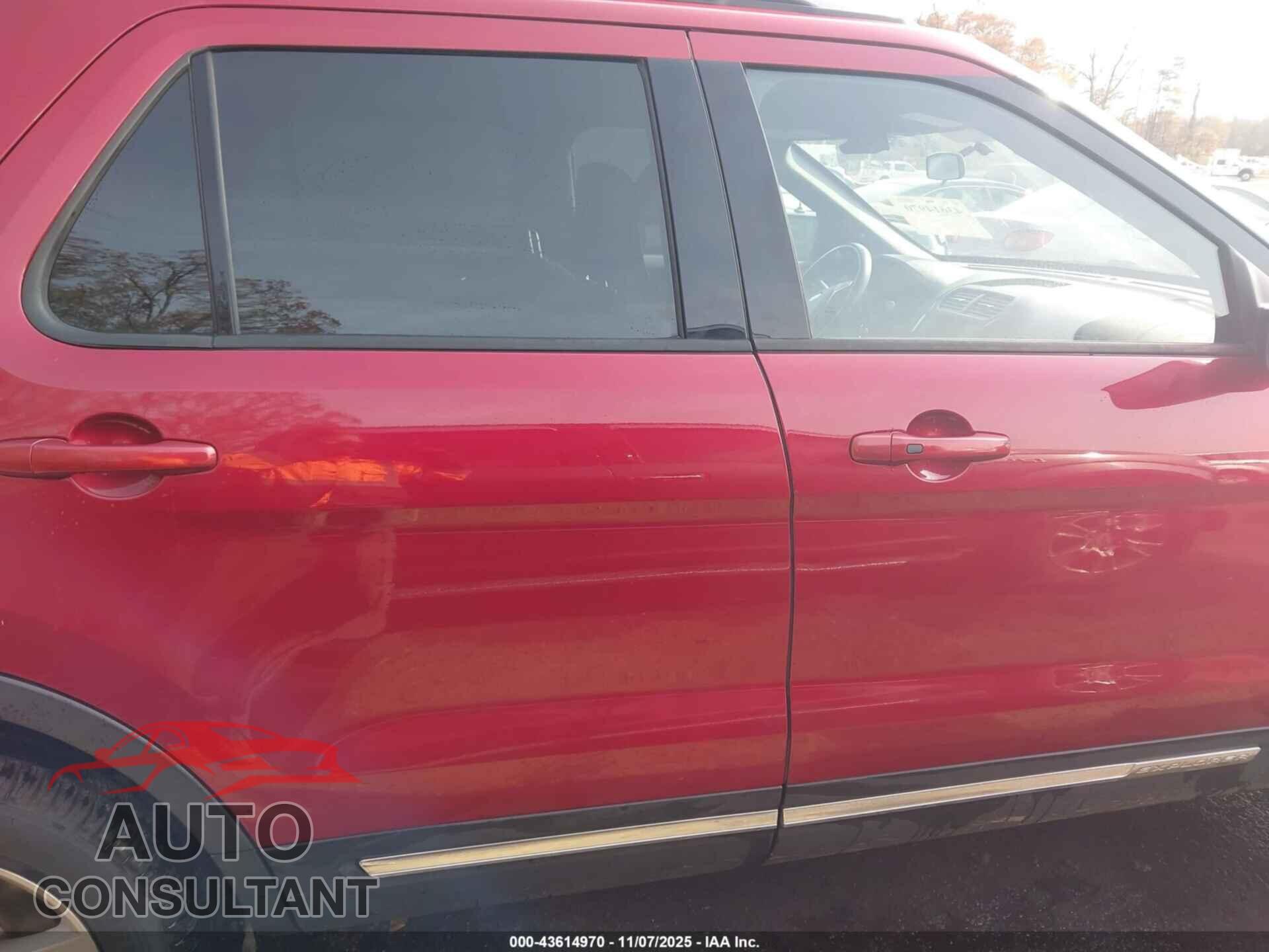 FORD EXPLORER 2018 - 1FM5K8D88JGB75891