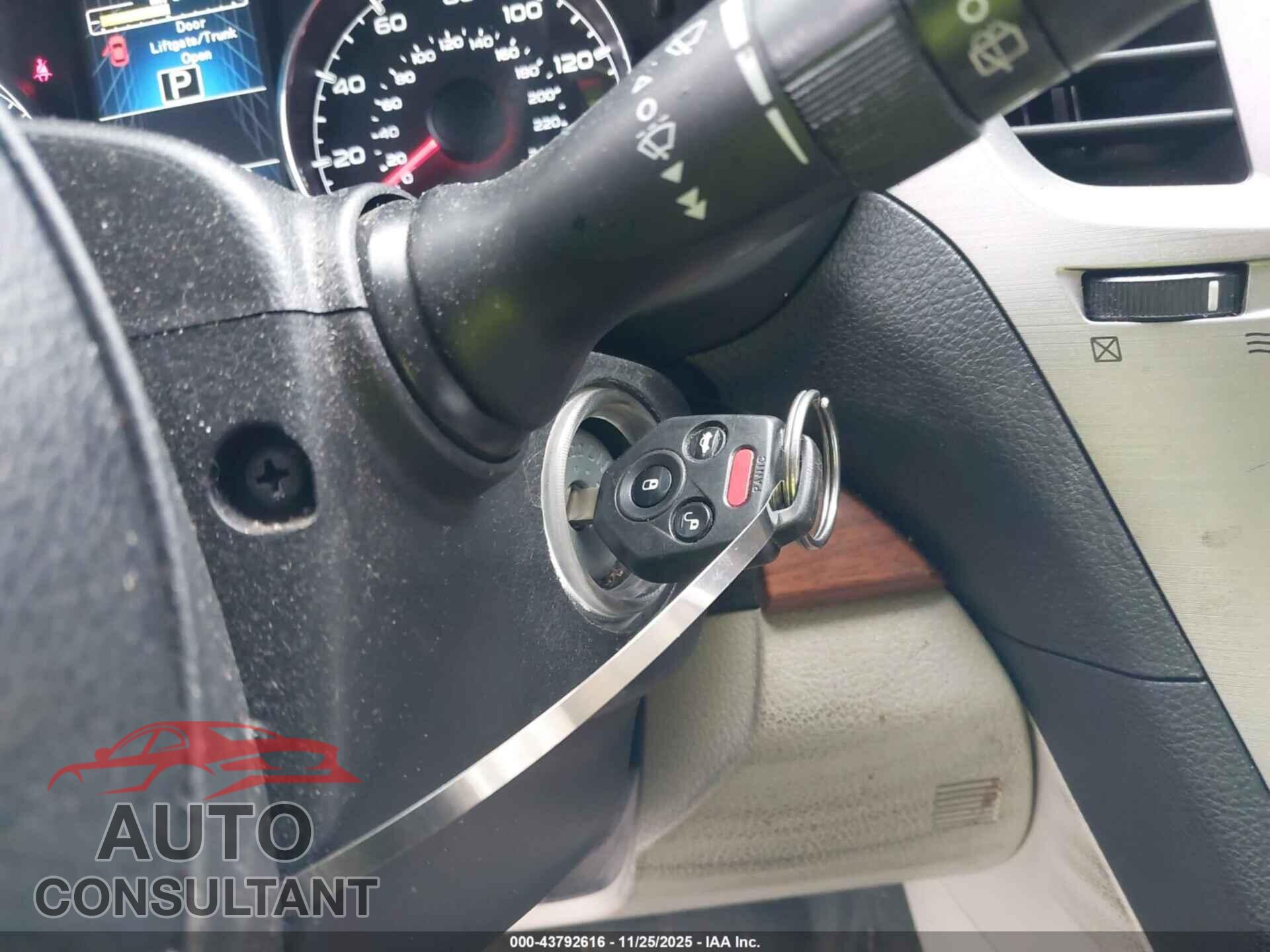 SUBARU OUTBACK 2013 - 4S4BRBLC3D3276169