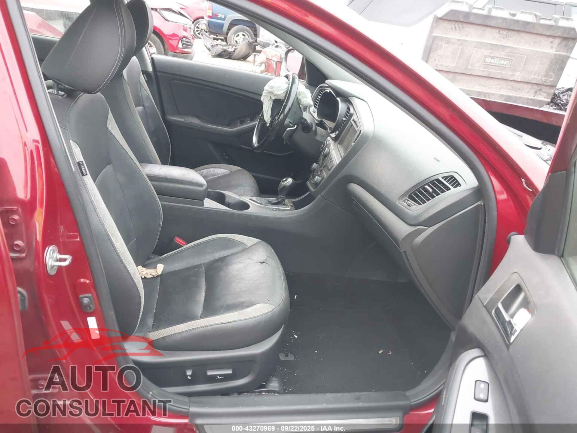 KIA OPTIMA 2012 - 5XXGR4A63CG022253