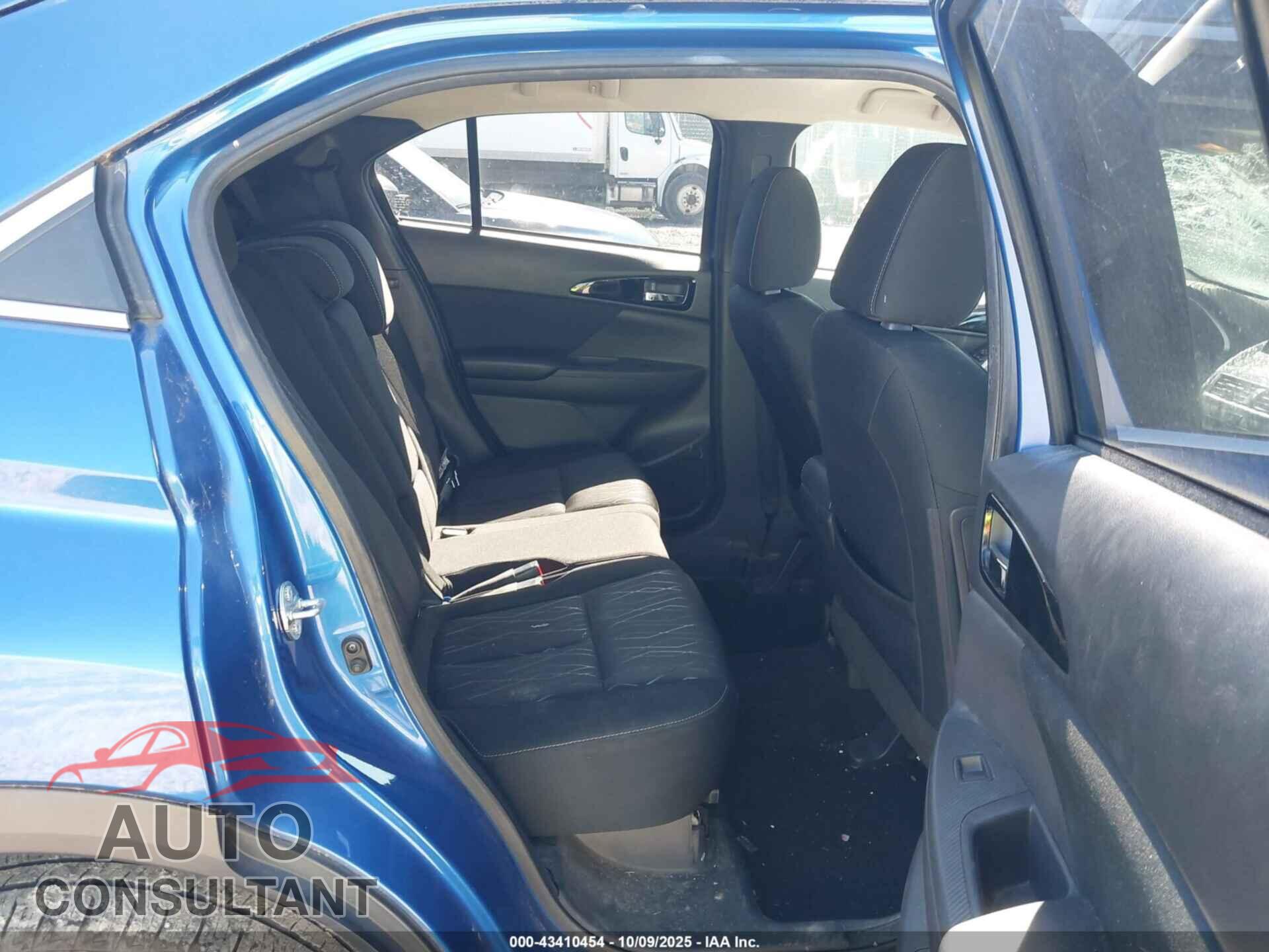 MITSUBISHI ECLIPSE CROSS 2018 - JA4AT5AAXJZ062061