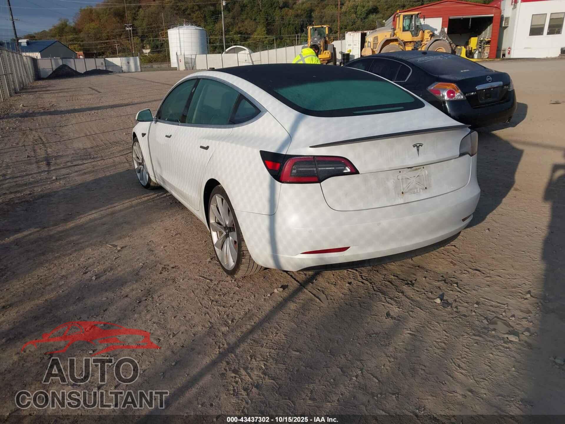TESLA MODEL 3 2018 - 5YJ3E1EB2JF084369