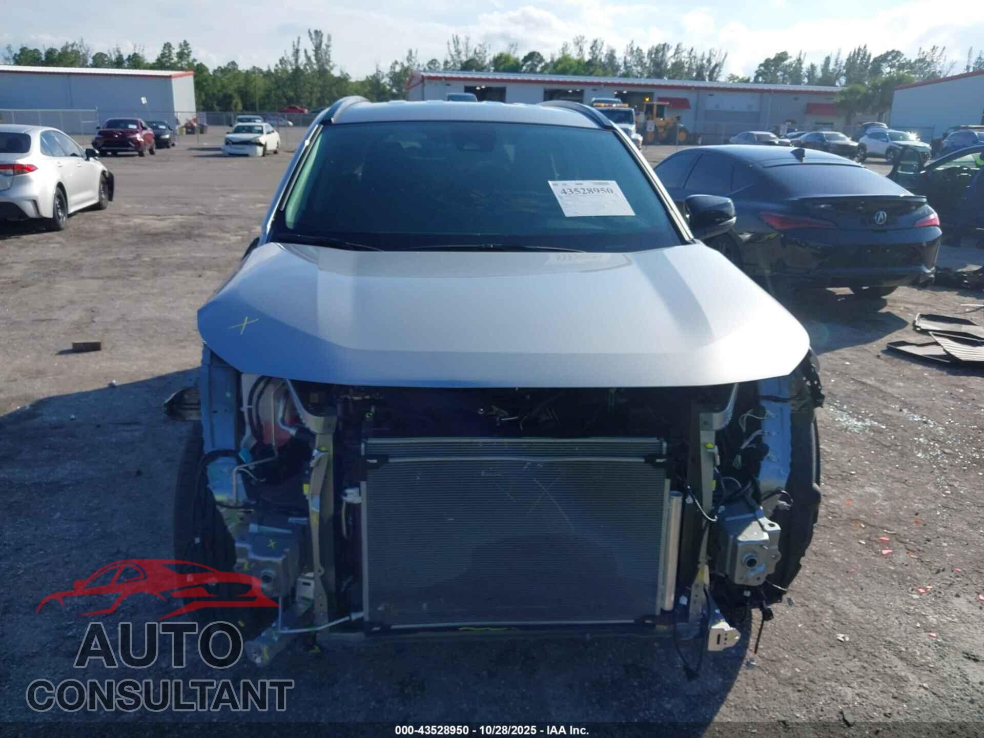 TOYOTA RAV4 2025 - JTMP1RFV0SJ044449