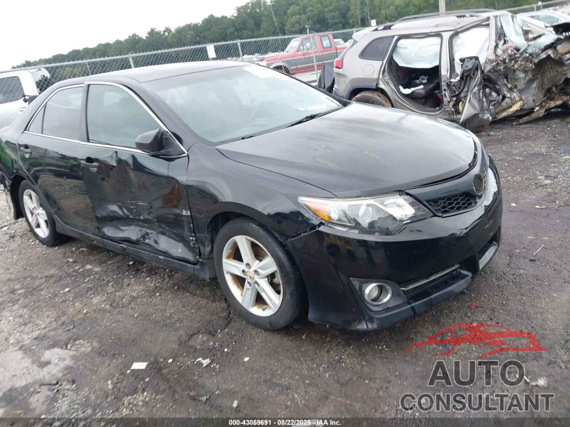 TOYOTA CAMRY 2013 - 4T1BF1FK4DU696314