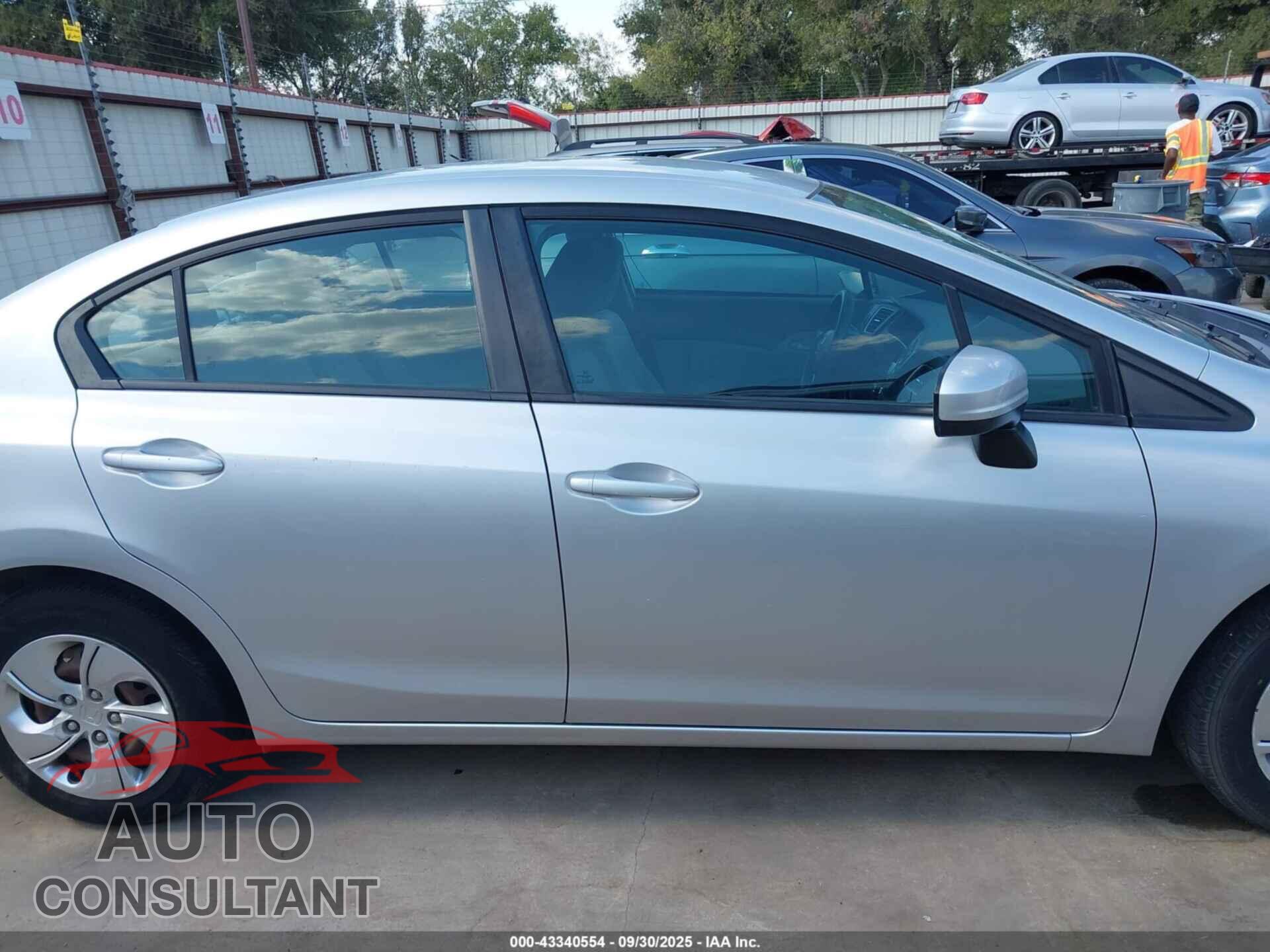 HONDA CIVIC 2014 - 19XFB2F5XEE051751