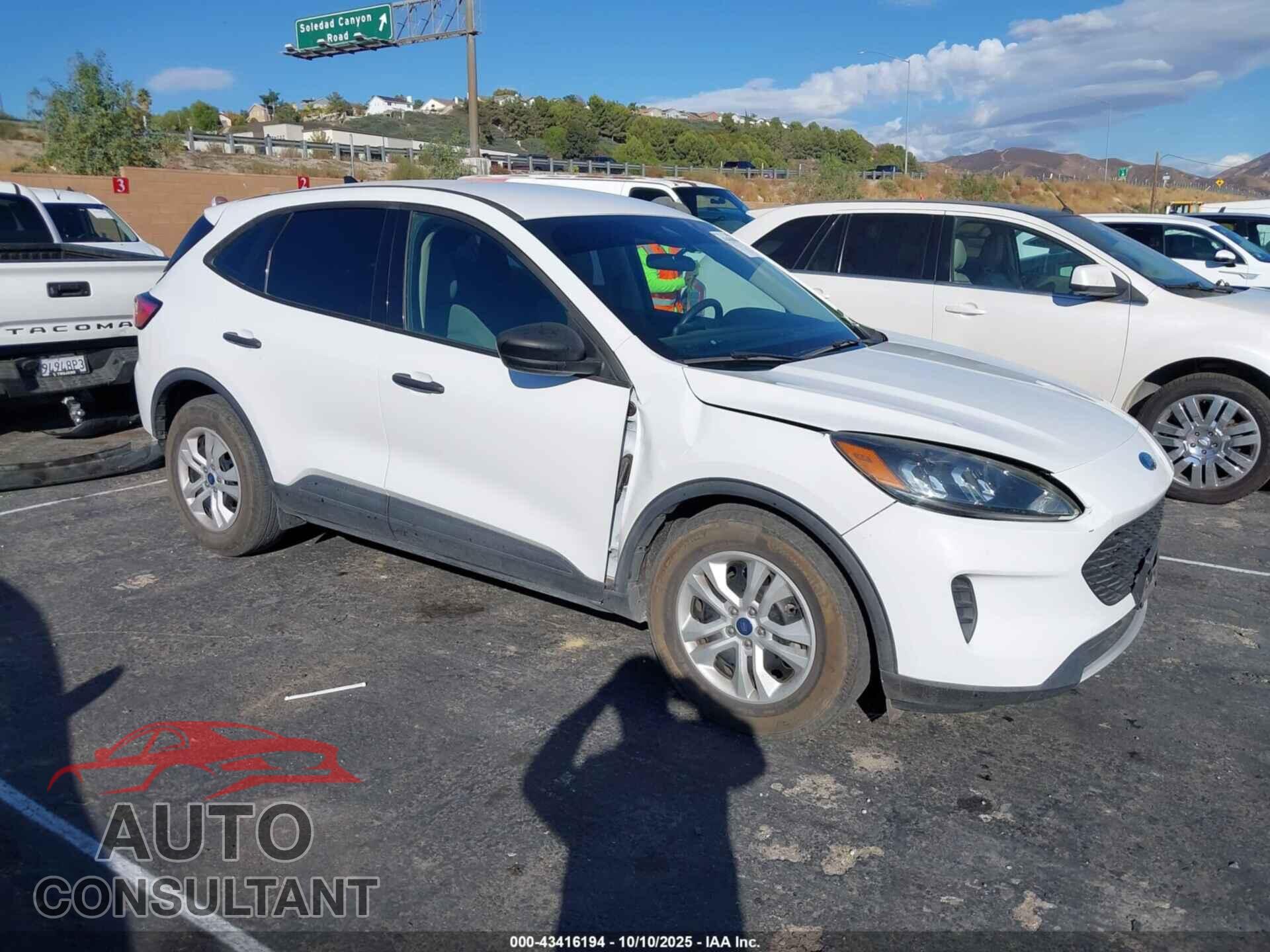 FORD ESCAPE 2020 - 1FMCU0F62LUA35581