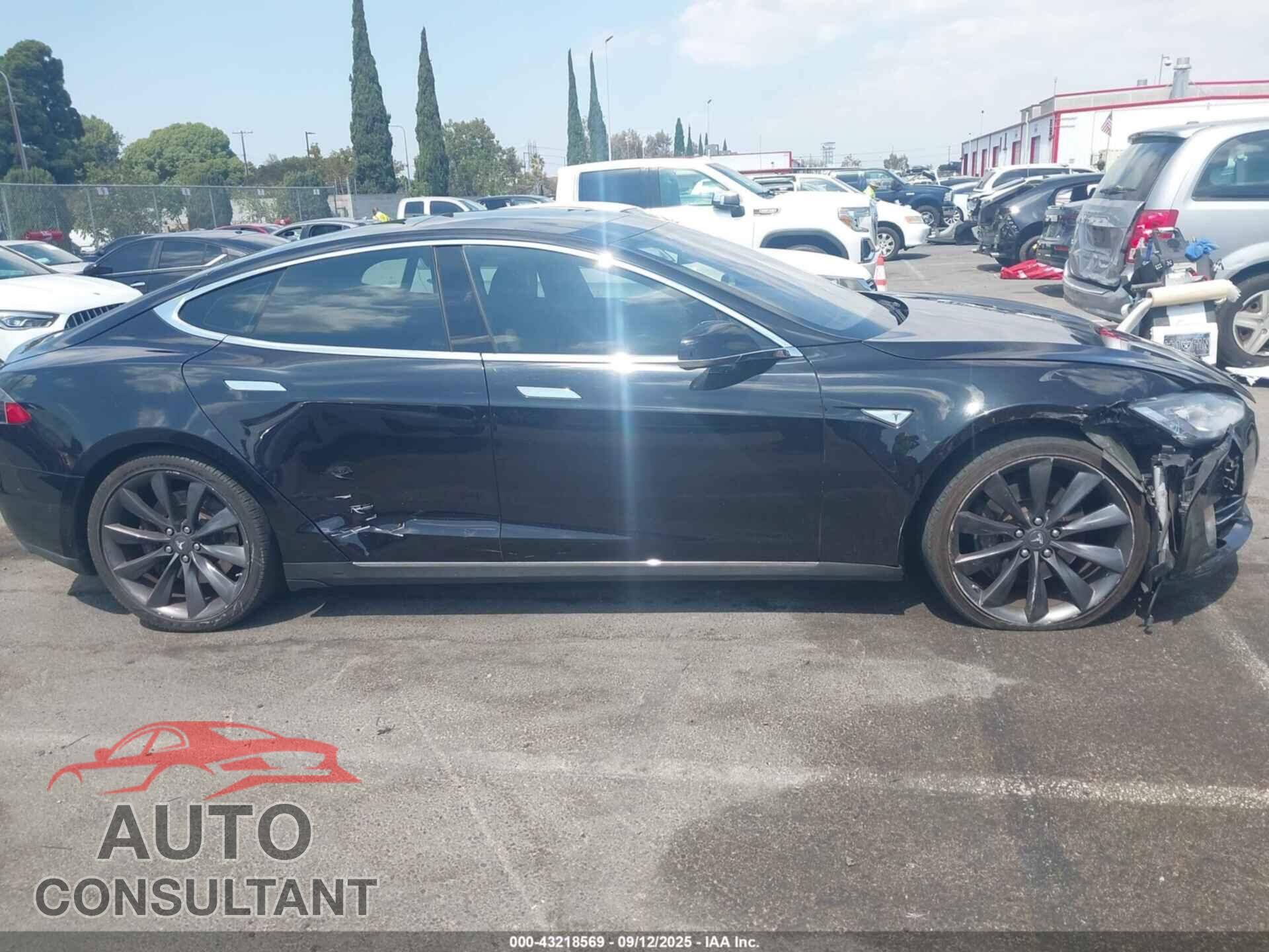 TESLA MODEL S 2015 - 5YJSA1H25FF094064
