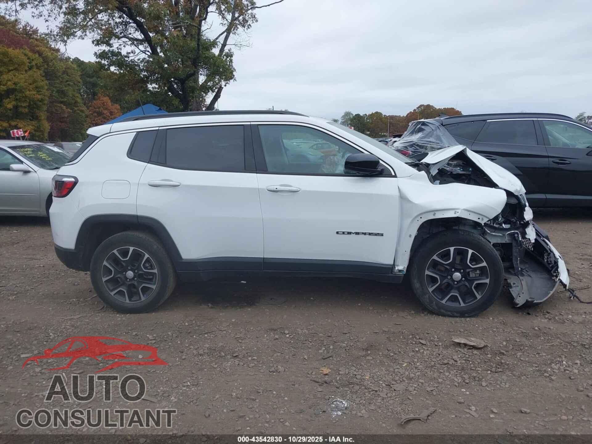 JEEP COMPASS 2022 - 3C4NJDBB8NT118557