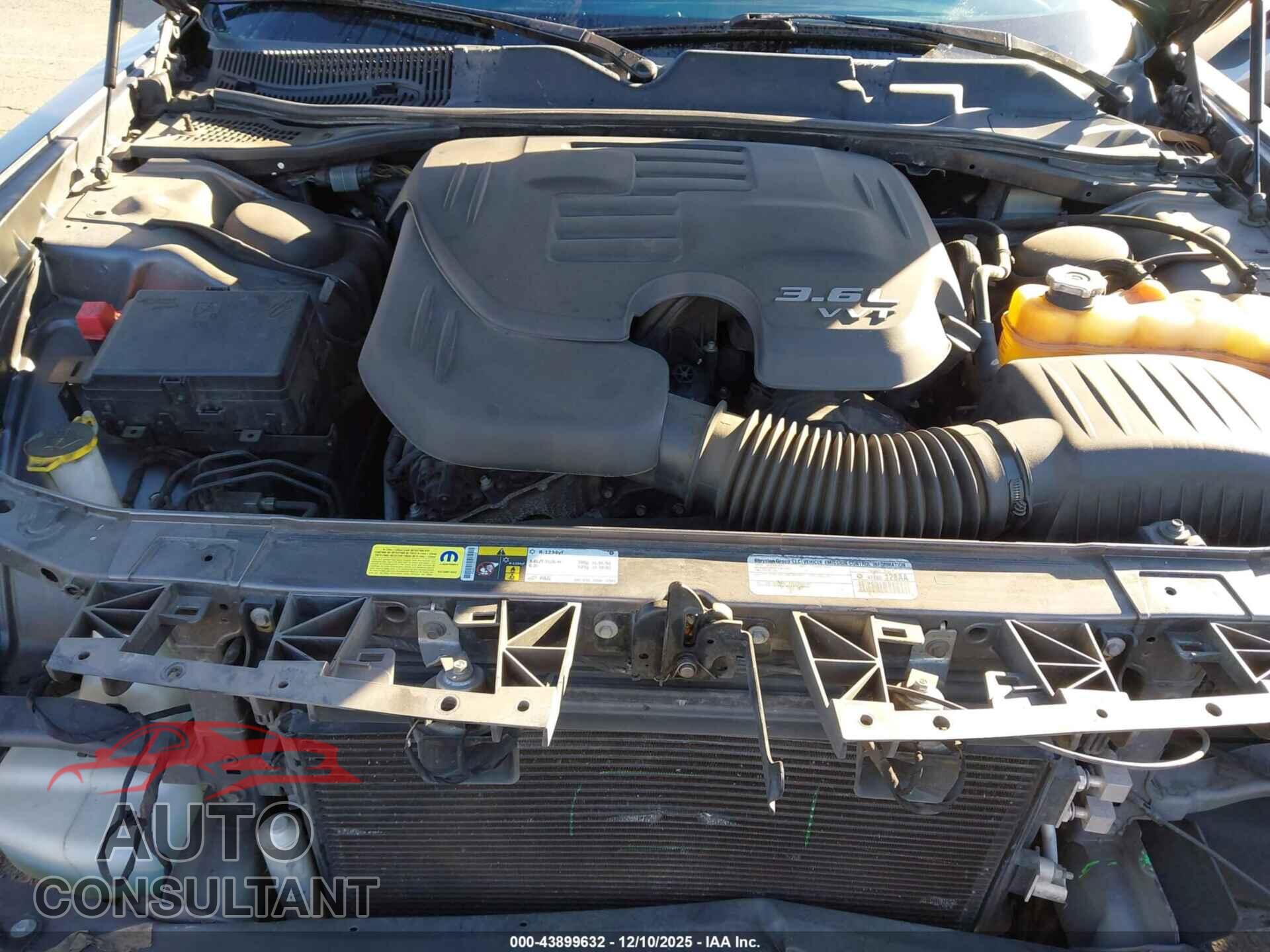 DODGE CHALLENGER 2015 - 2C3CDZAG8FH700715