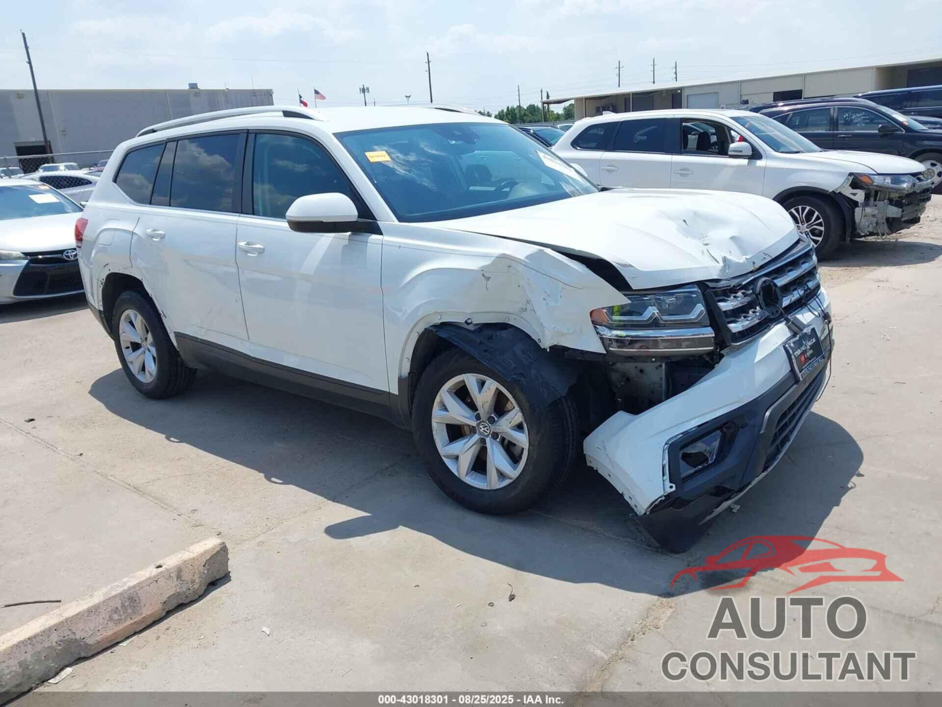 VOLKSWAGEN ATLAS 2018 - 1V2DR2CA1JC581854