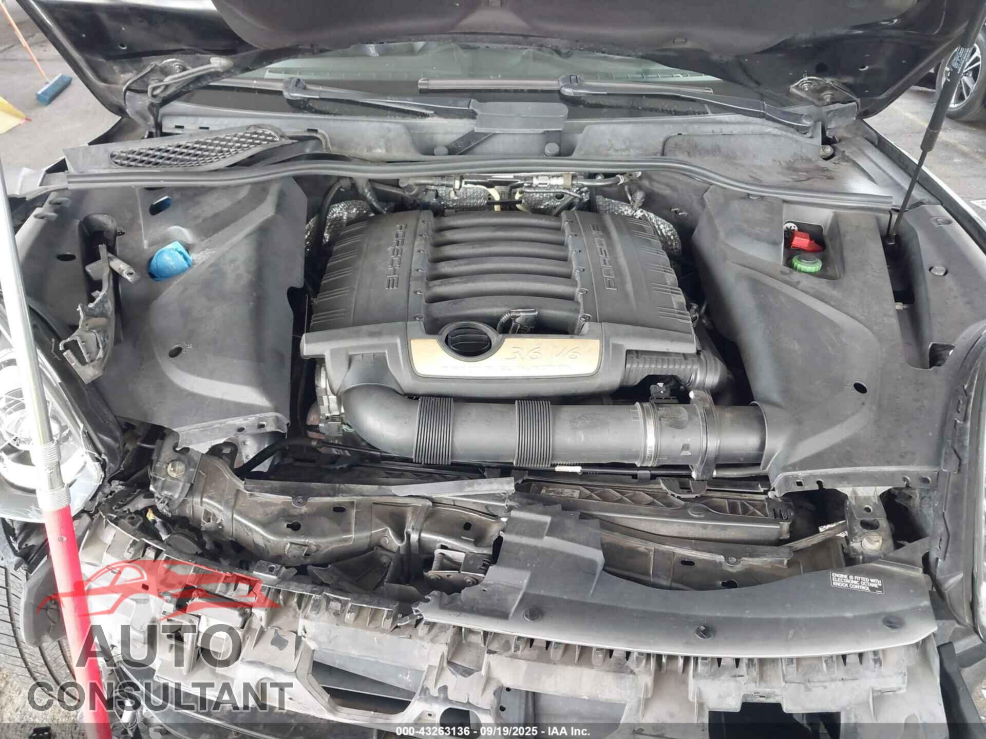 PORSCHE CAYENNE 2016 - WP1AA2A22GLA03311