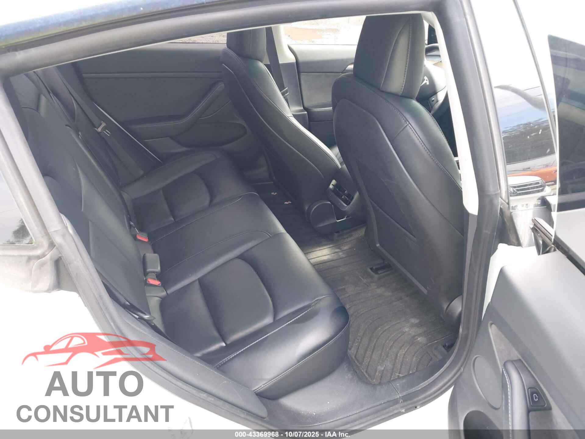 TESLA MODEL 3 2022 - 5YJ3E1EA3NF323649