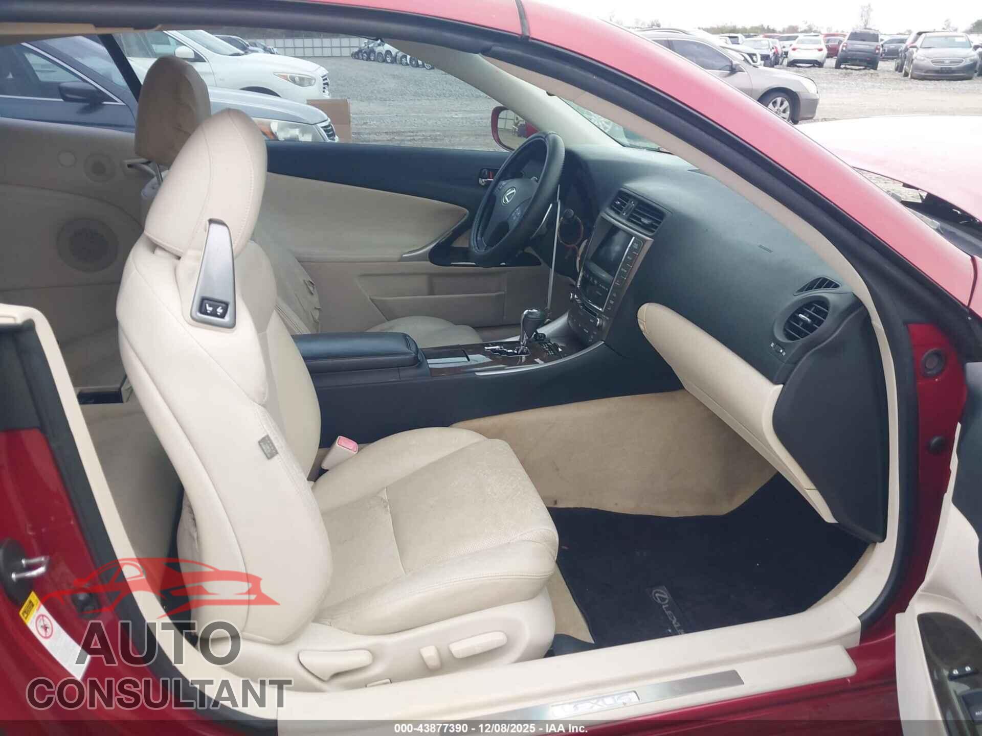 LEXUS IS 350C 2010 - JTHFE2C24A2500980