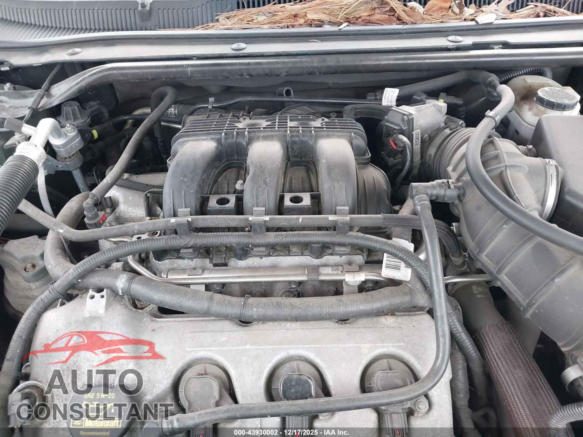 FORD TAURUS 2010 - 1FAHP2FW4AG166932