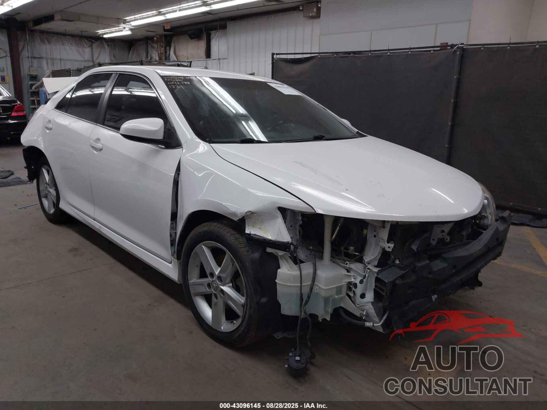 TOYOTA CAMRY 2014 - 4T1BF1FK8EU411731