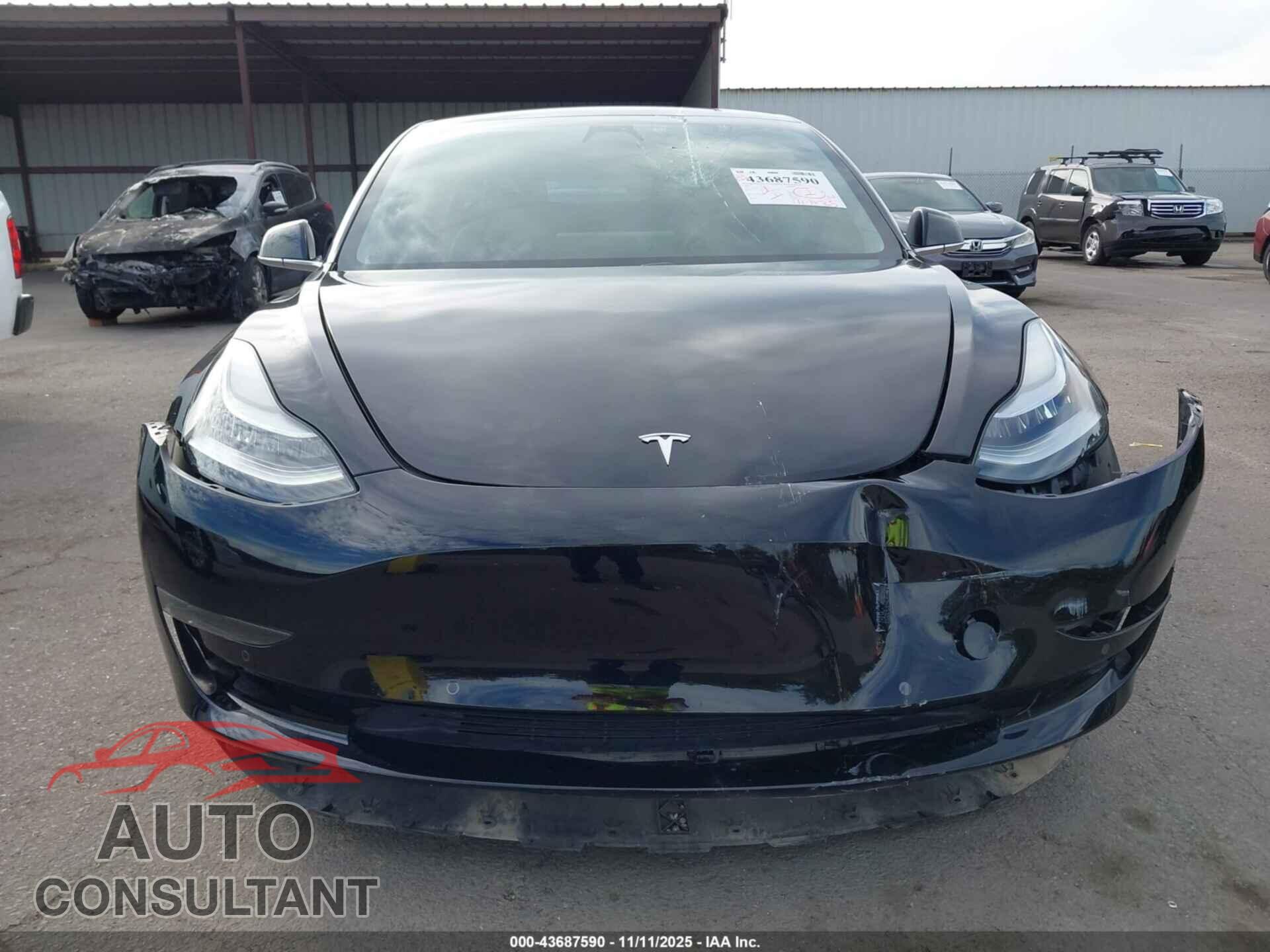 TESLA MODEL 3 2019 - 5YJ3E1EA5KF323938