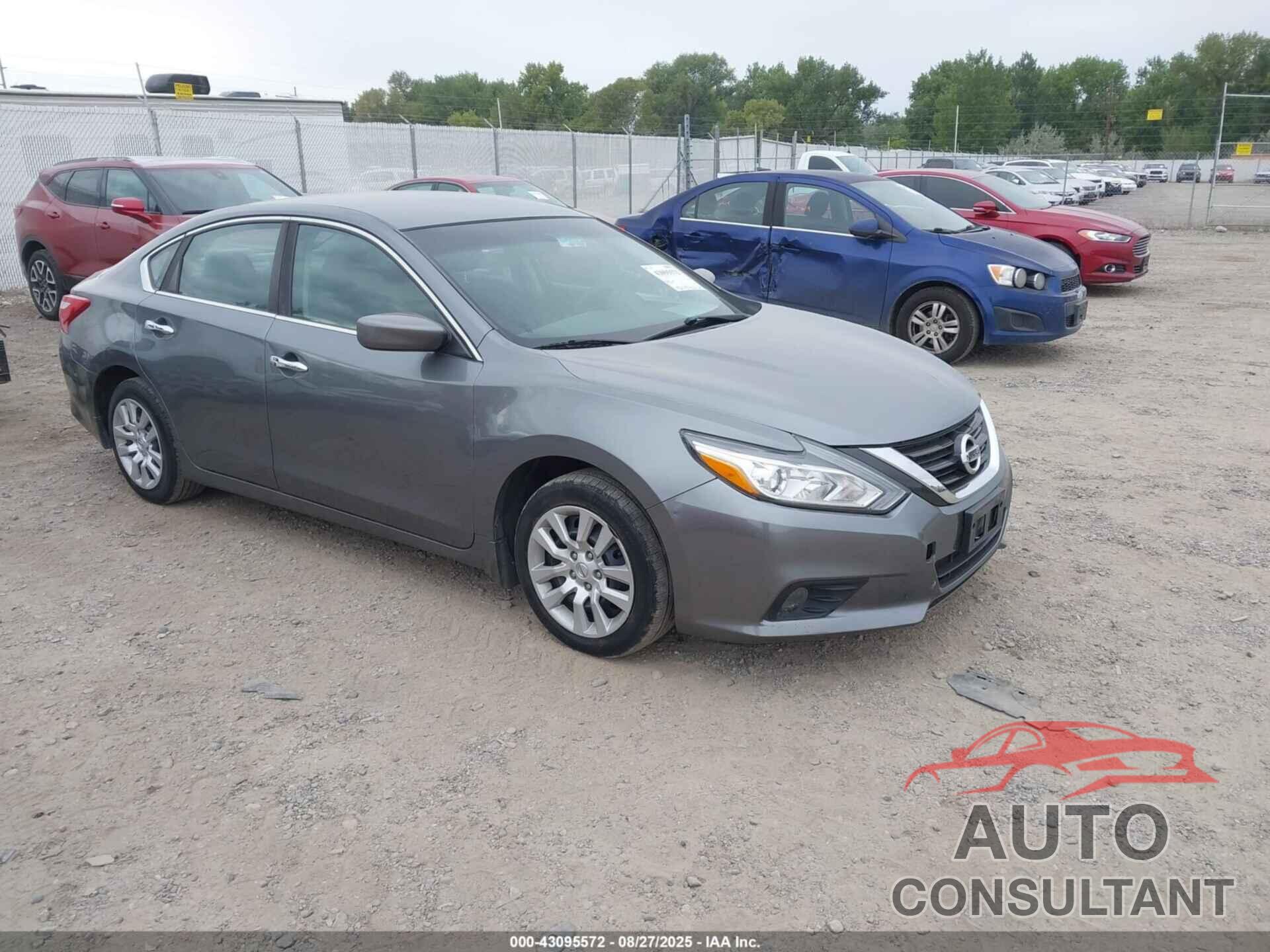 NISSAN ALTIMA 2017 - 1N4AL3AP5HN350317
