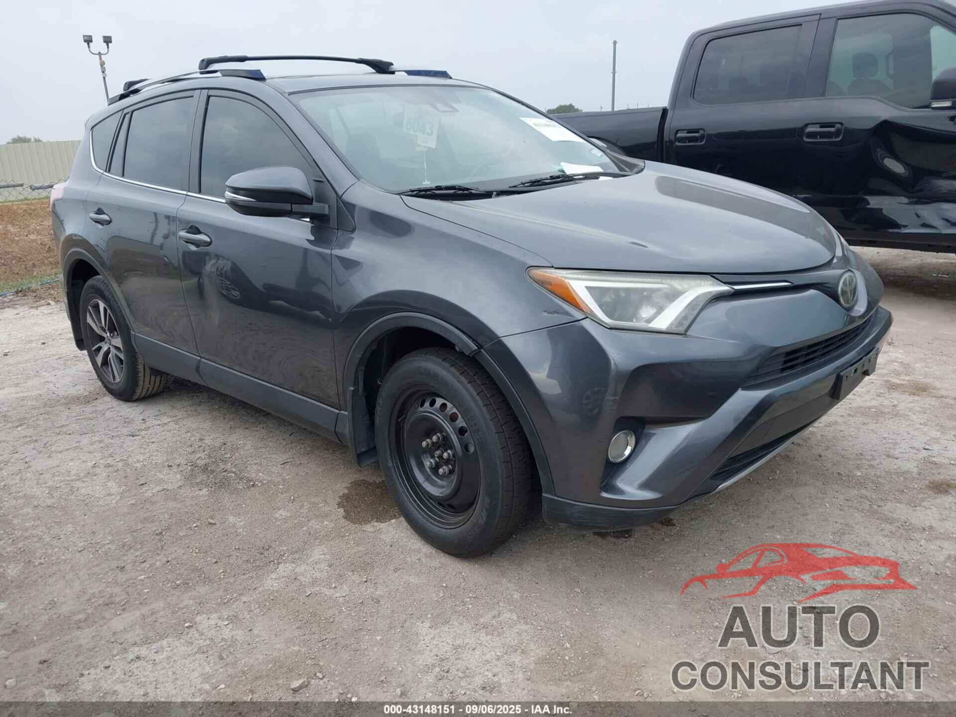 TOYOTA RAV4 2018 - JTMWFREV3JD113548