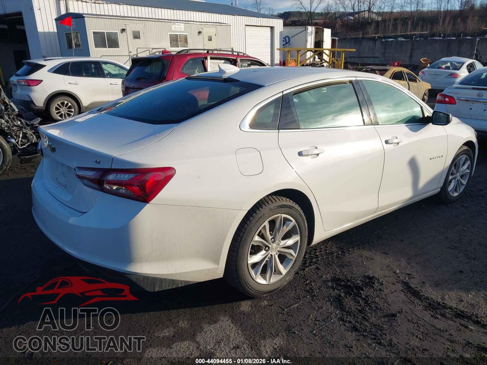 CHEVROLET MALIBU 2021 - 1G1ZD5ST7MF003473