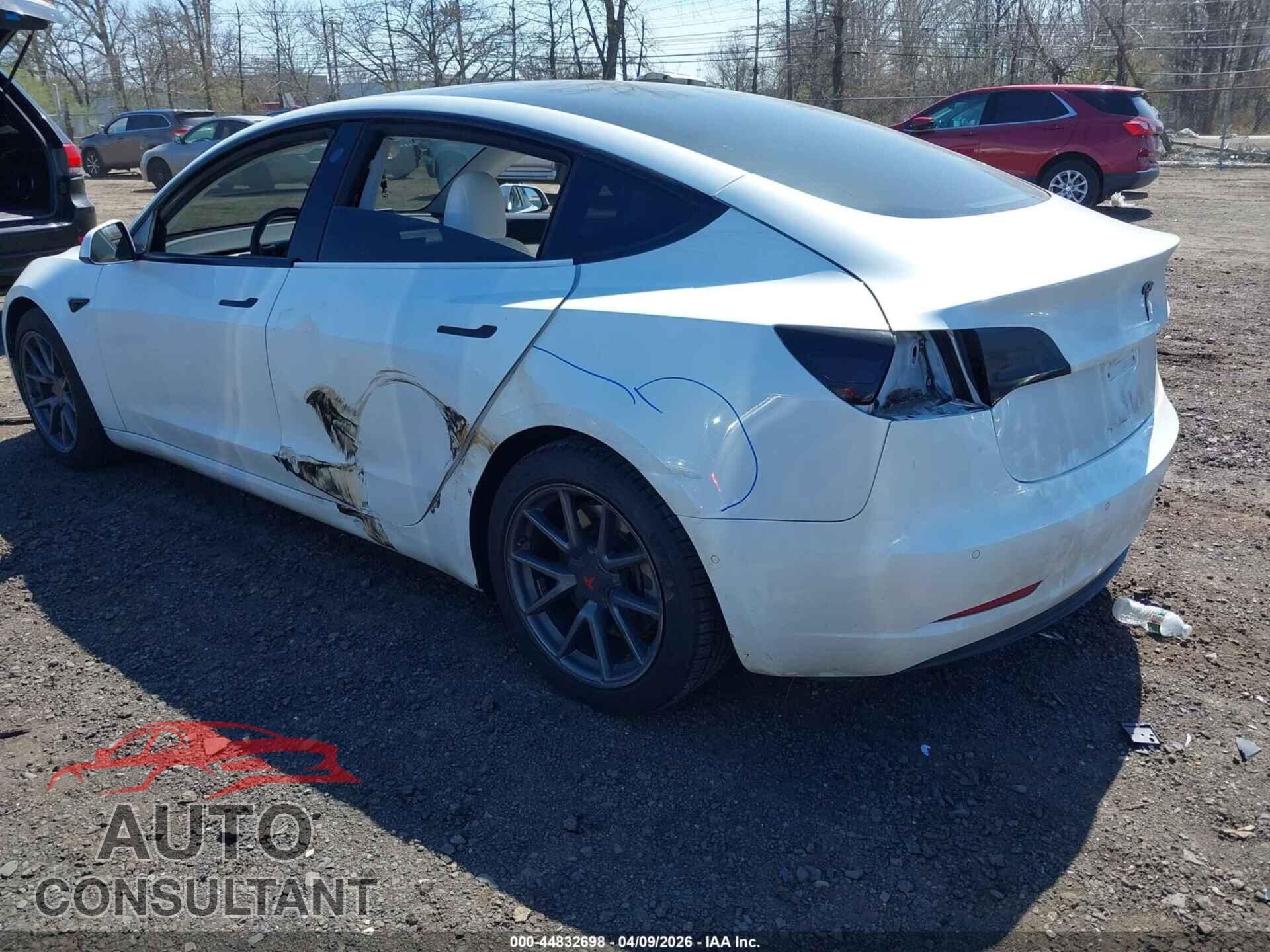 TESLA MODEL 3 2021 - 5YJ3E1EA6MF853774