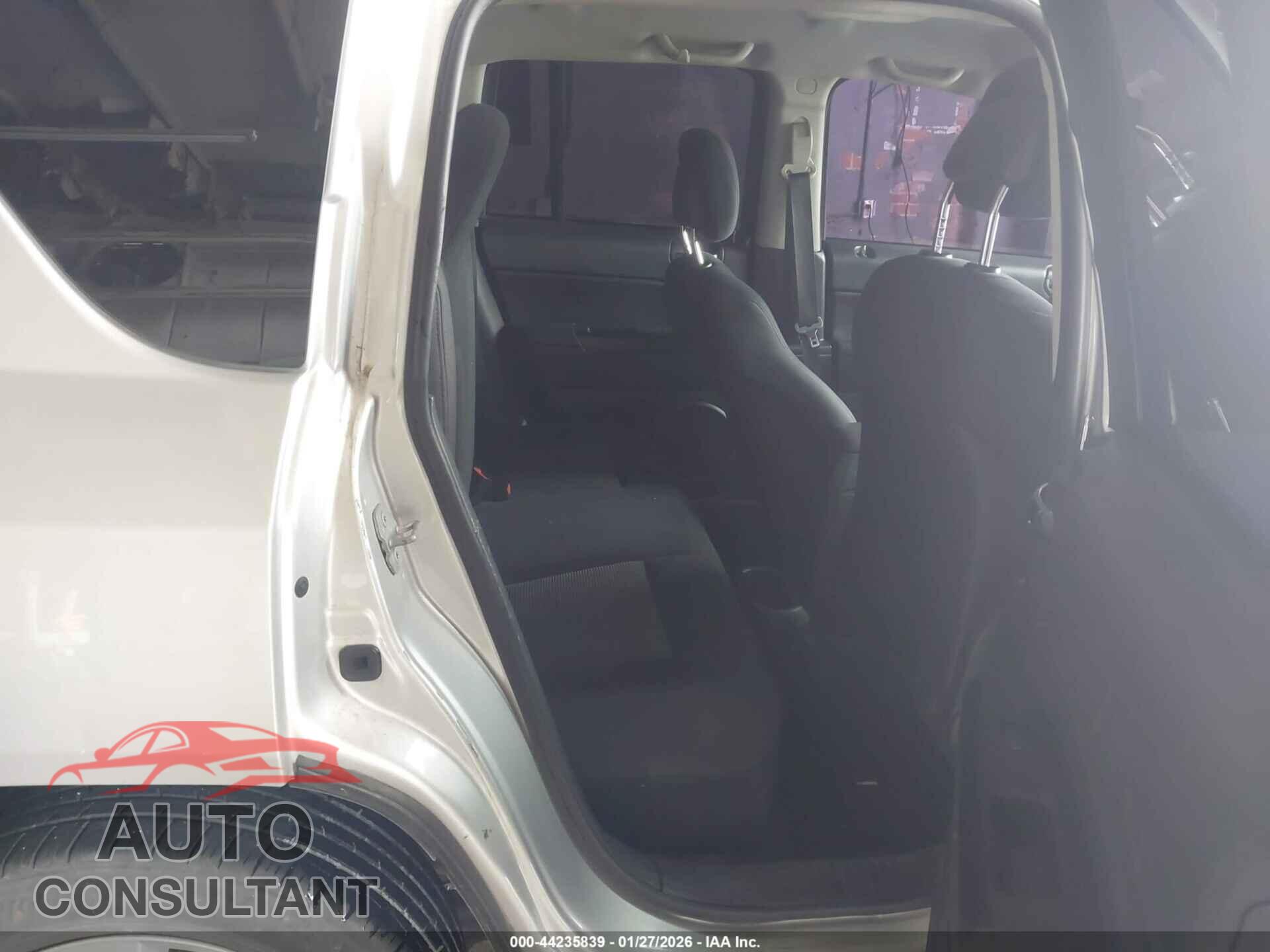 JEEP COMPASS 2011 - 1J4NF1FB1BD239176
