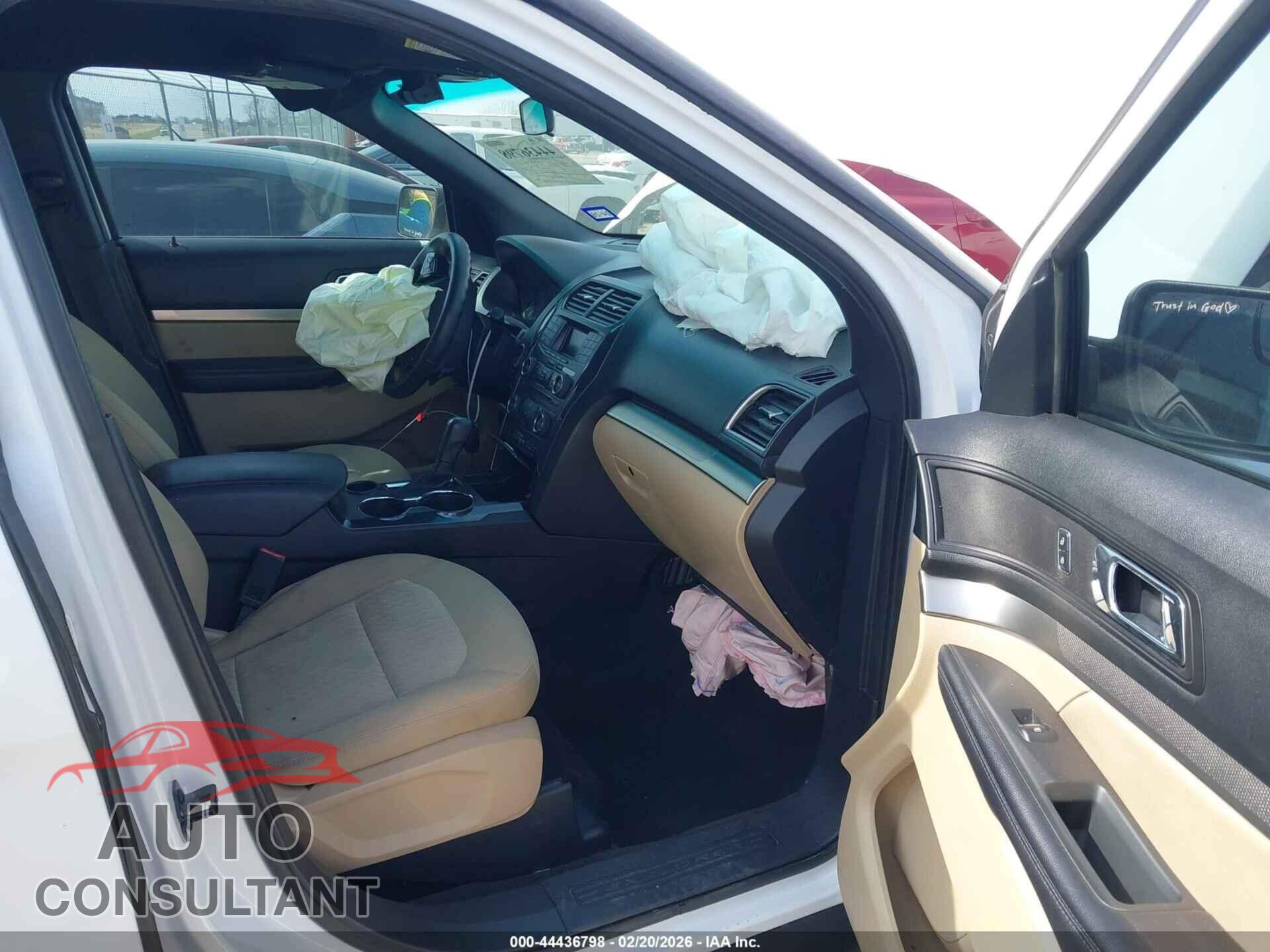 FORD EXPLORER 2017 - 1FM5K7B80HGE42657