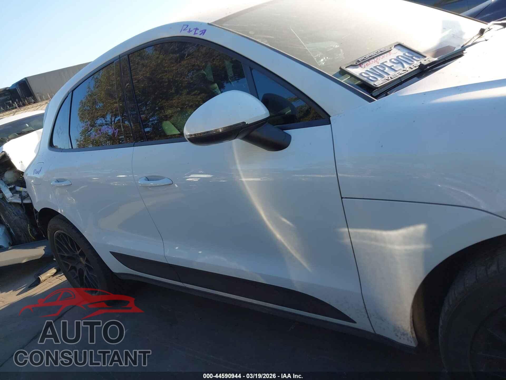 PORSCHE MACAN 2018 - WP1AA2A59JLB14780