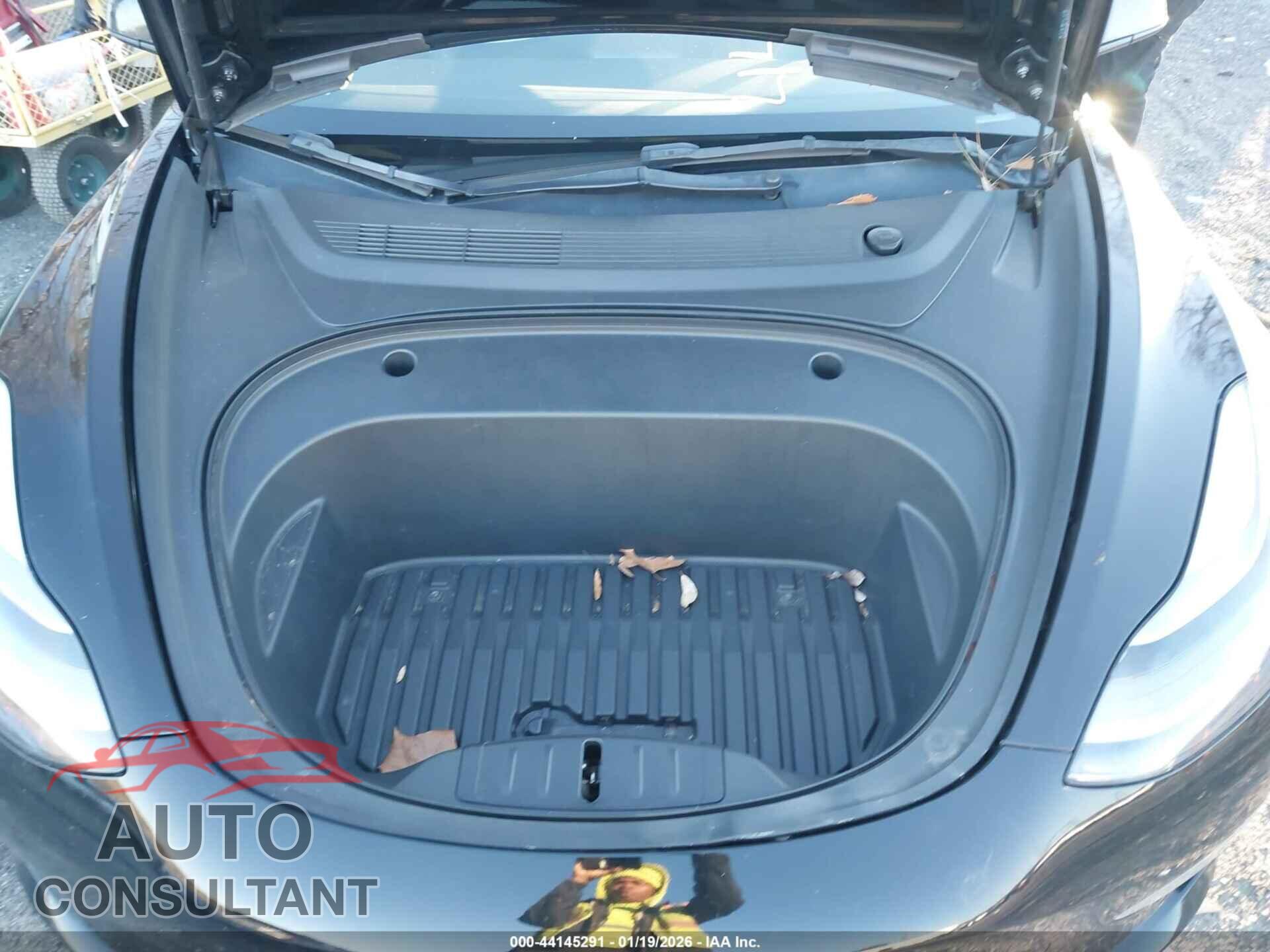 TESLA MODEL 3 2021 - 5YJ3E1EA7MF090339