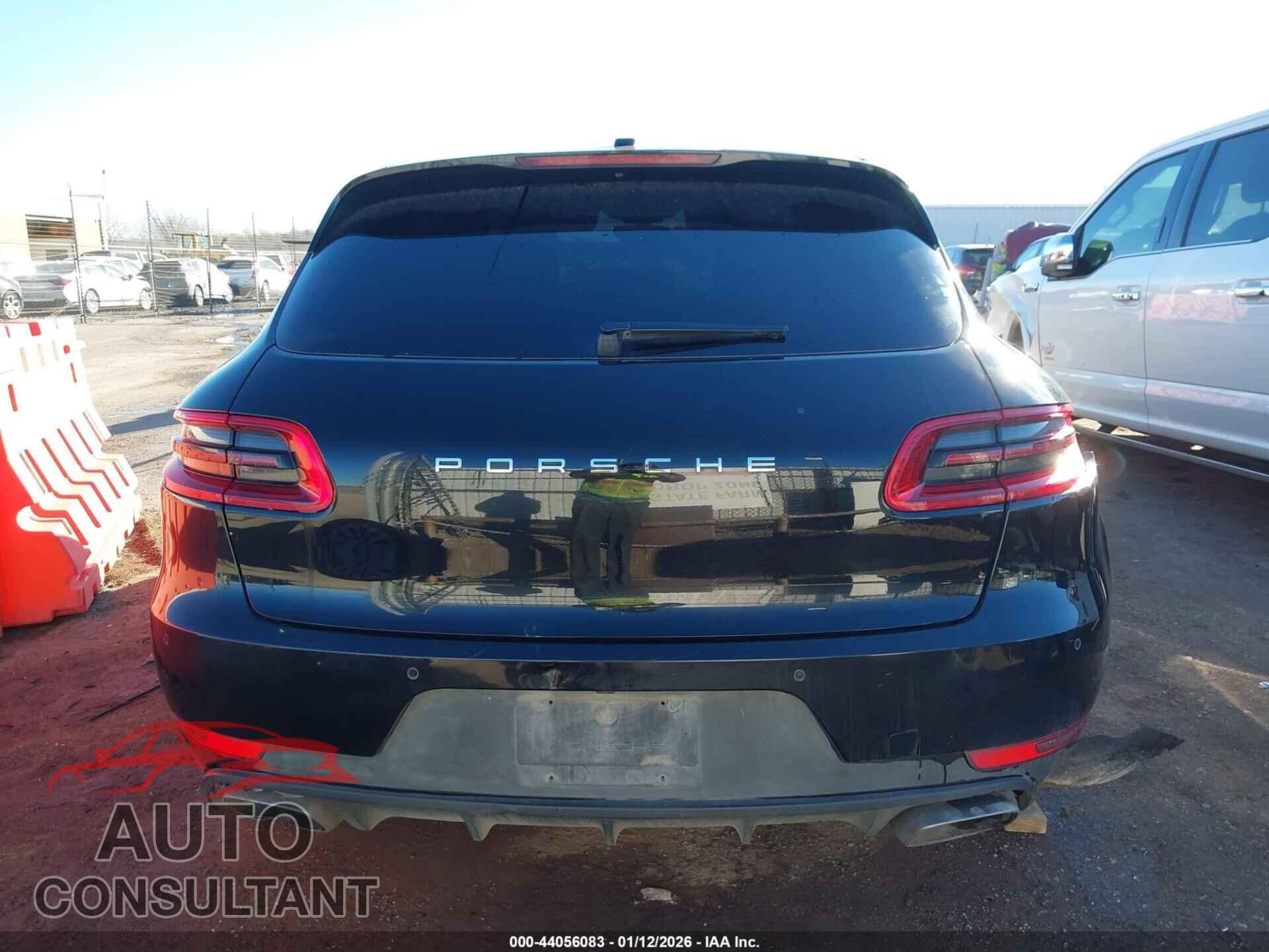 PORSCHE MACAN 2018 - WP1AA2A57JLB05219