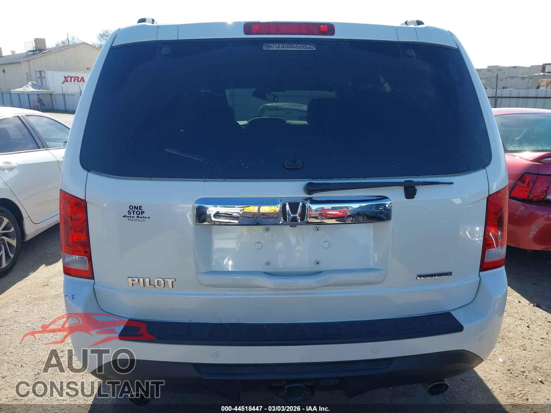 HONDA PILOT 2013 - 5FNYF3H96DB008522
