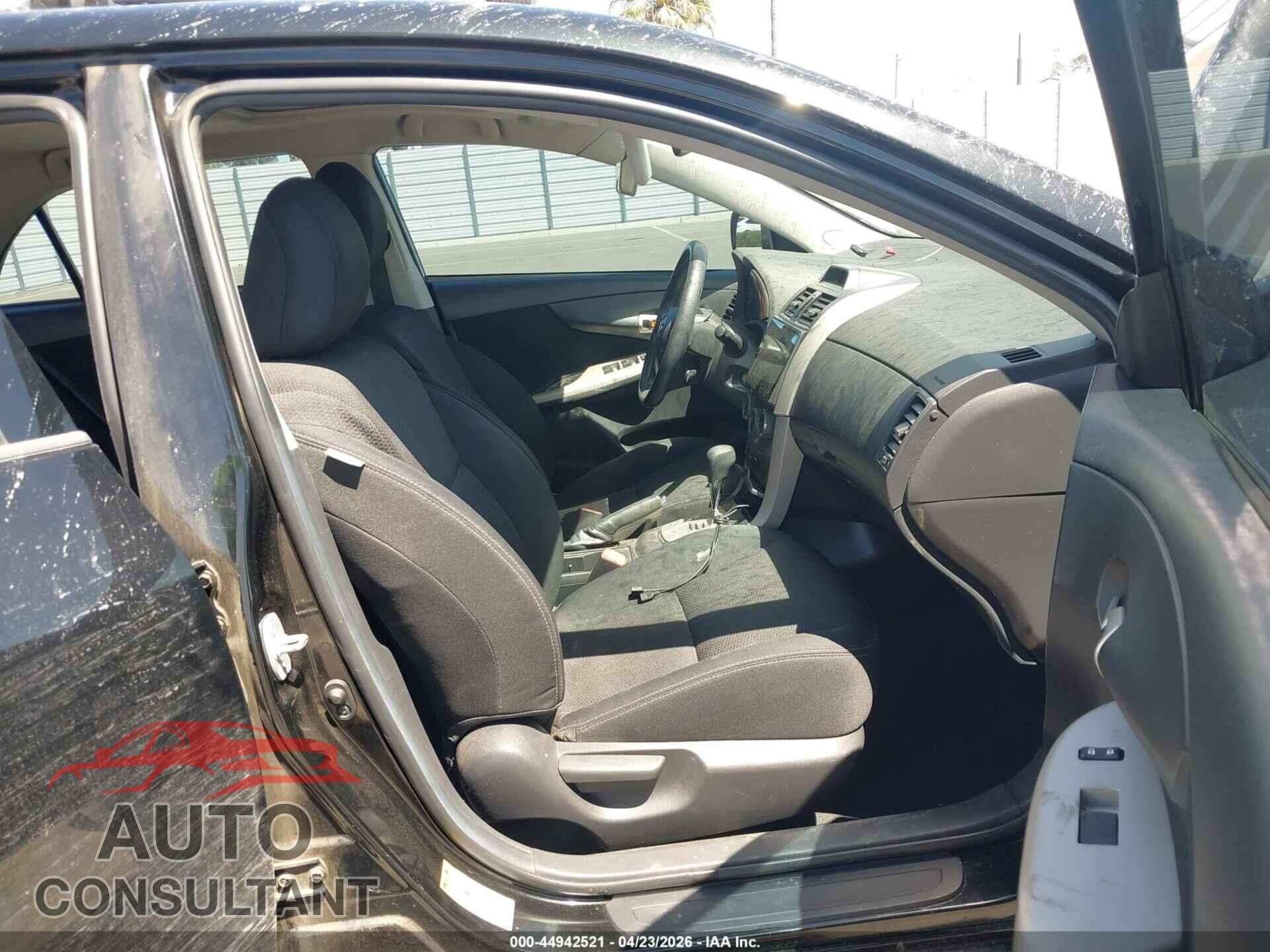 TOYOTA COROLLA 2013 - 2T1BU4EEXDC935644