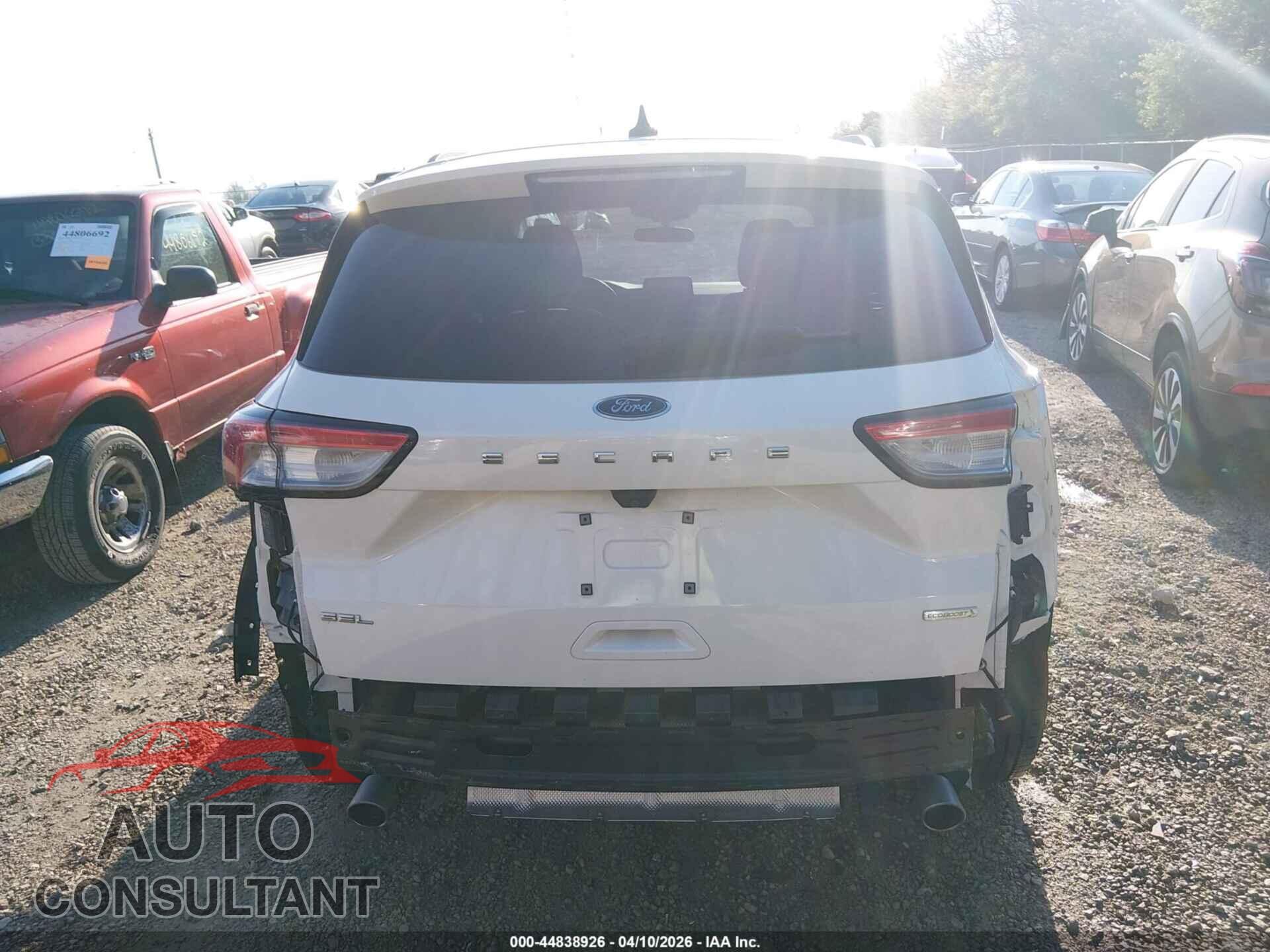 FORD ESCAPE 2020 - 1FMCU0H63LUA51348