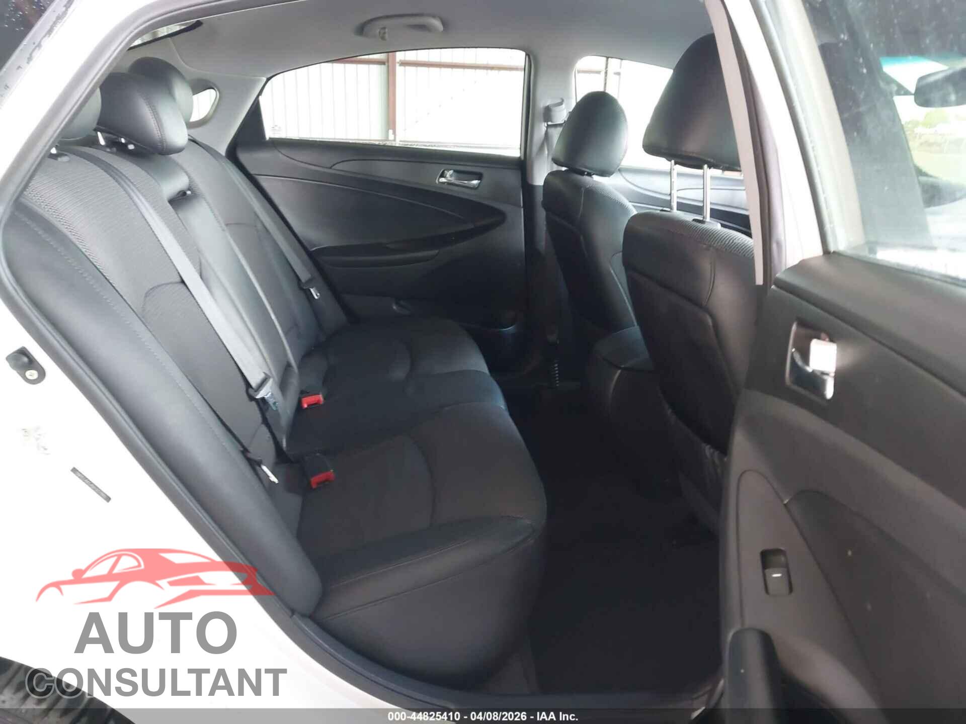HYUNDAI SONATA 2011 - 5NPEC4AC4BH302880