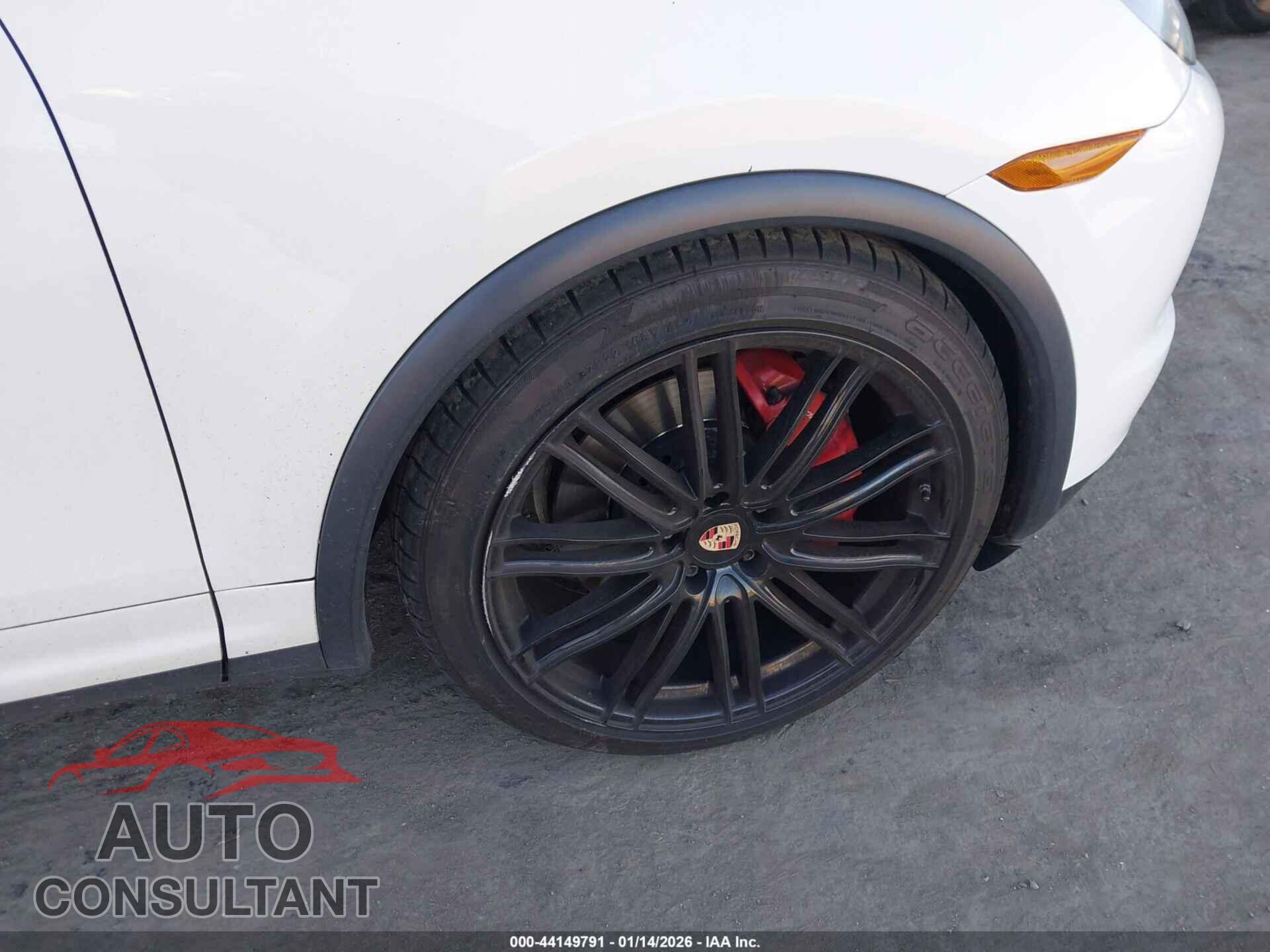 PORSCHE CAYENNE 2012 - WP1AC2A20CLA80196
