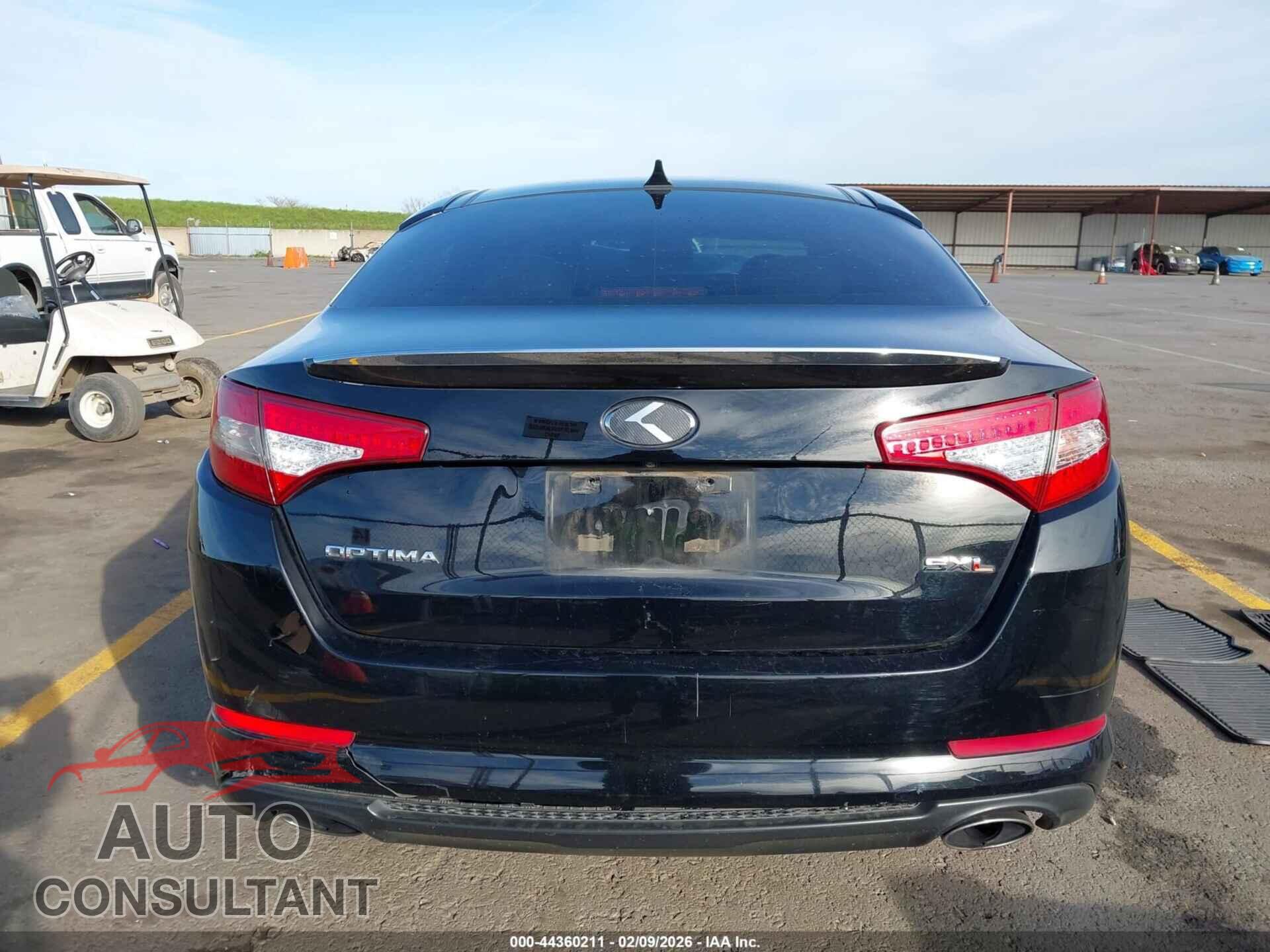 KIA OPTIMA 2013 - 5XXGR4A65DG090457