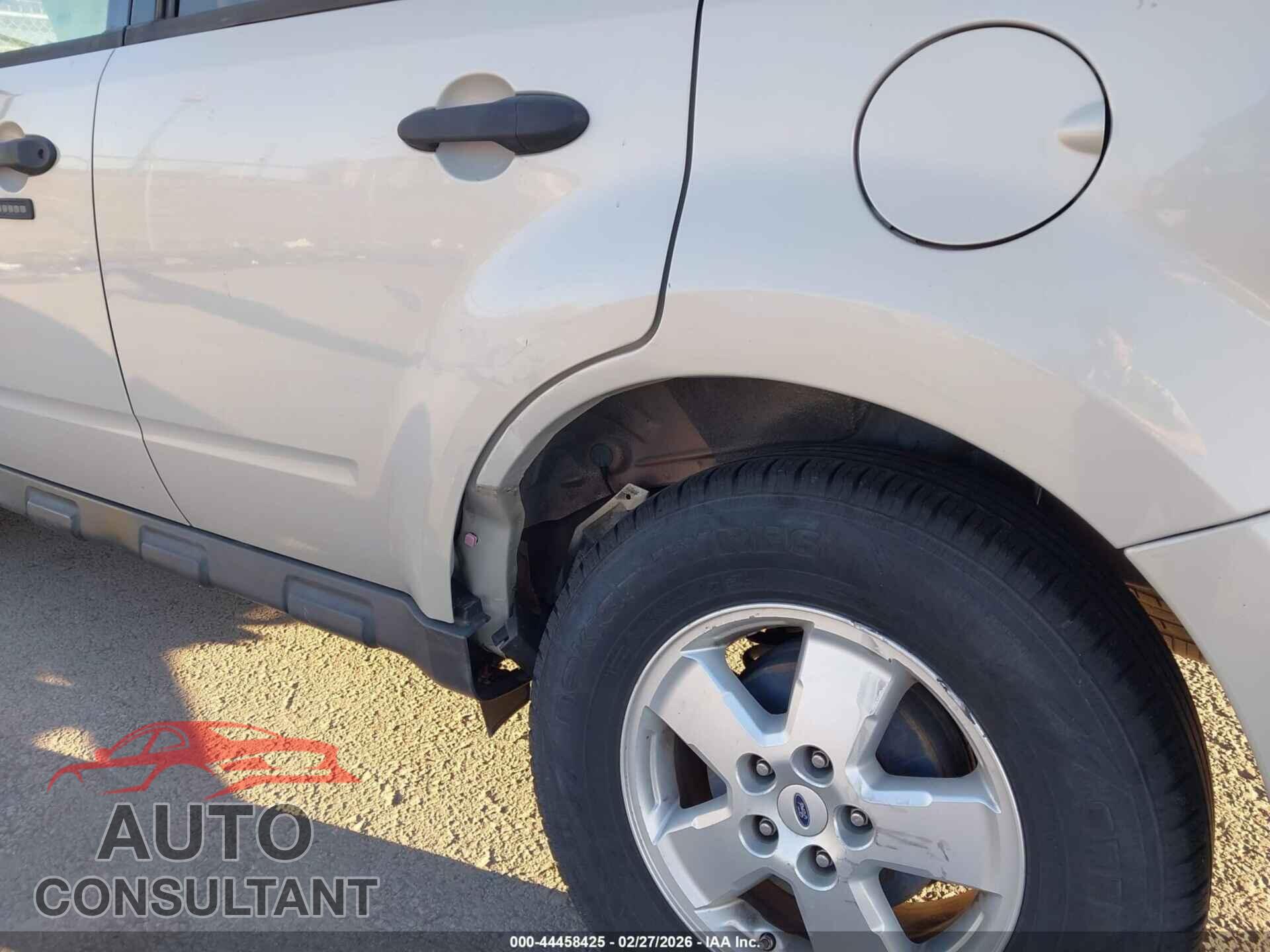 FORD ESCAPE 2009 - 1FMCU03G59KA36726